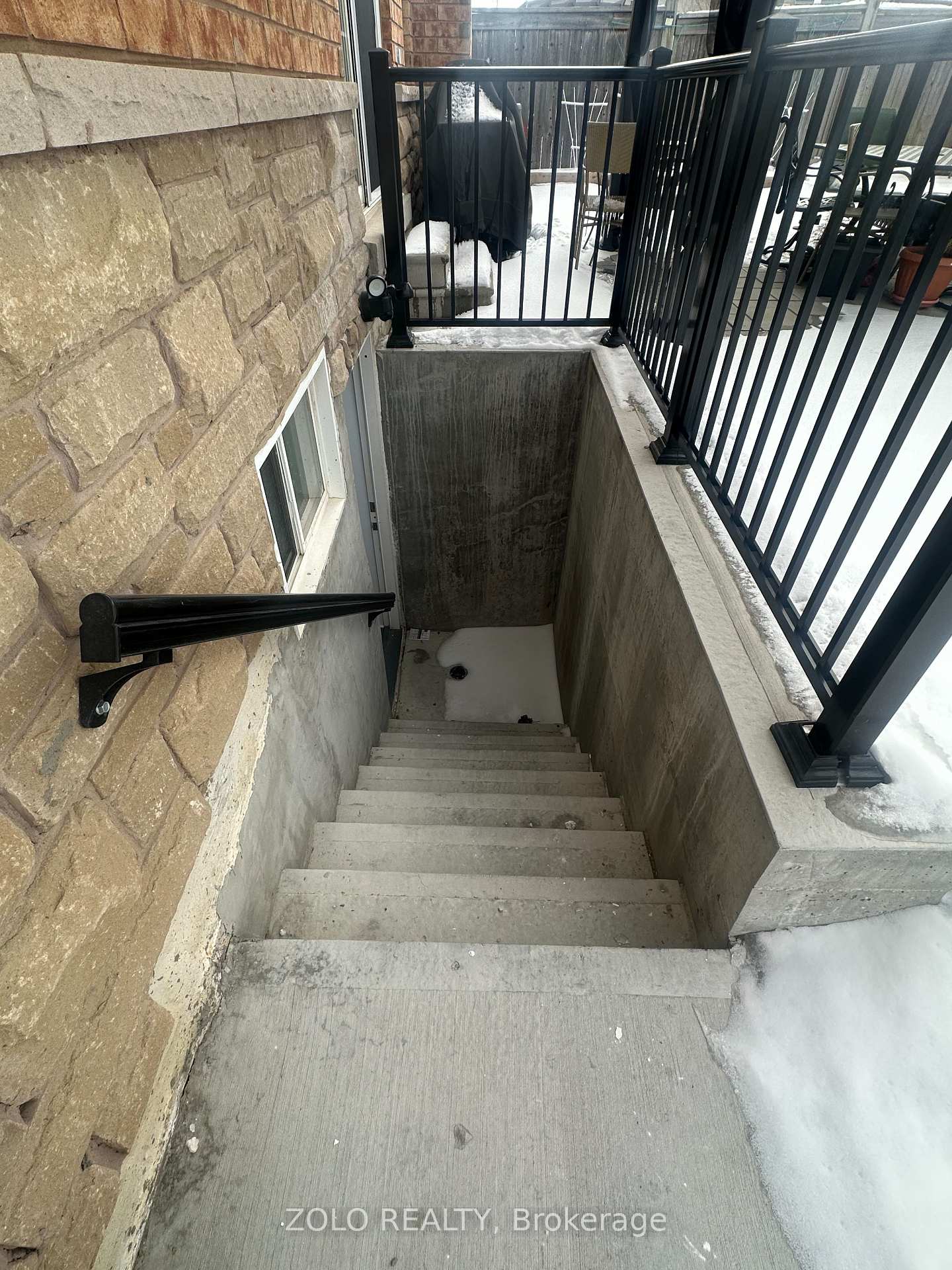Photo 8 of 29 Gamble Drive, Ajax, Northeast Ajax — HOMEH