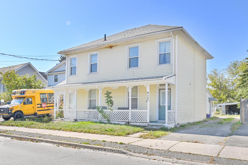 Front of 68-70 George Street S
