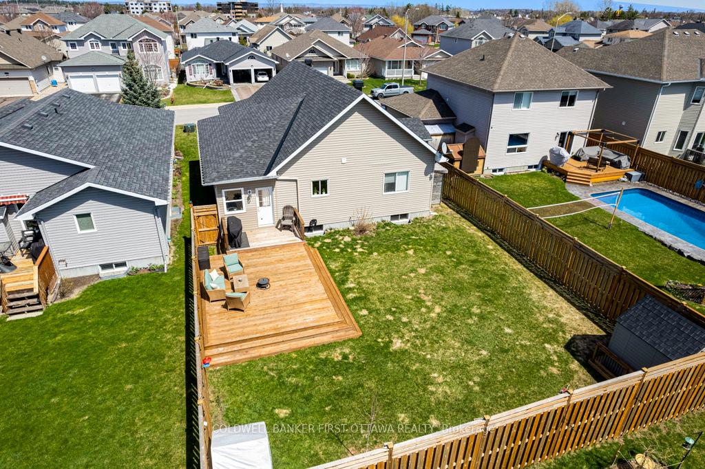 Photo 3 of 85 Carter Crescent, Arnprior — HOMEH