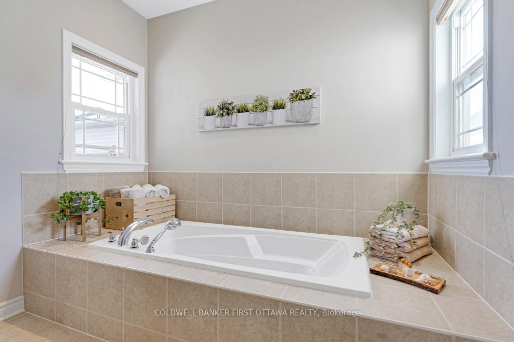Photo 19 of 85 Carter Crescent, Arnprior — HOMEH