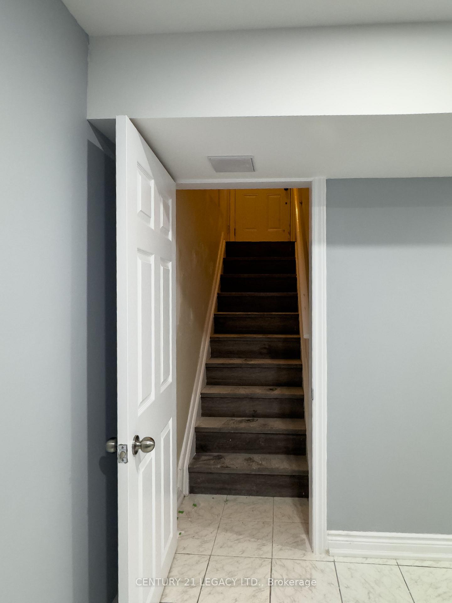 Photo 3 of Unit BSMT, 183 Belair Way W, Vaughan, East Woodbridge — HOMEH