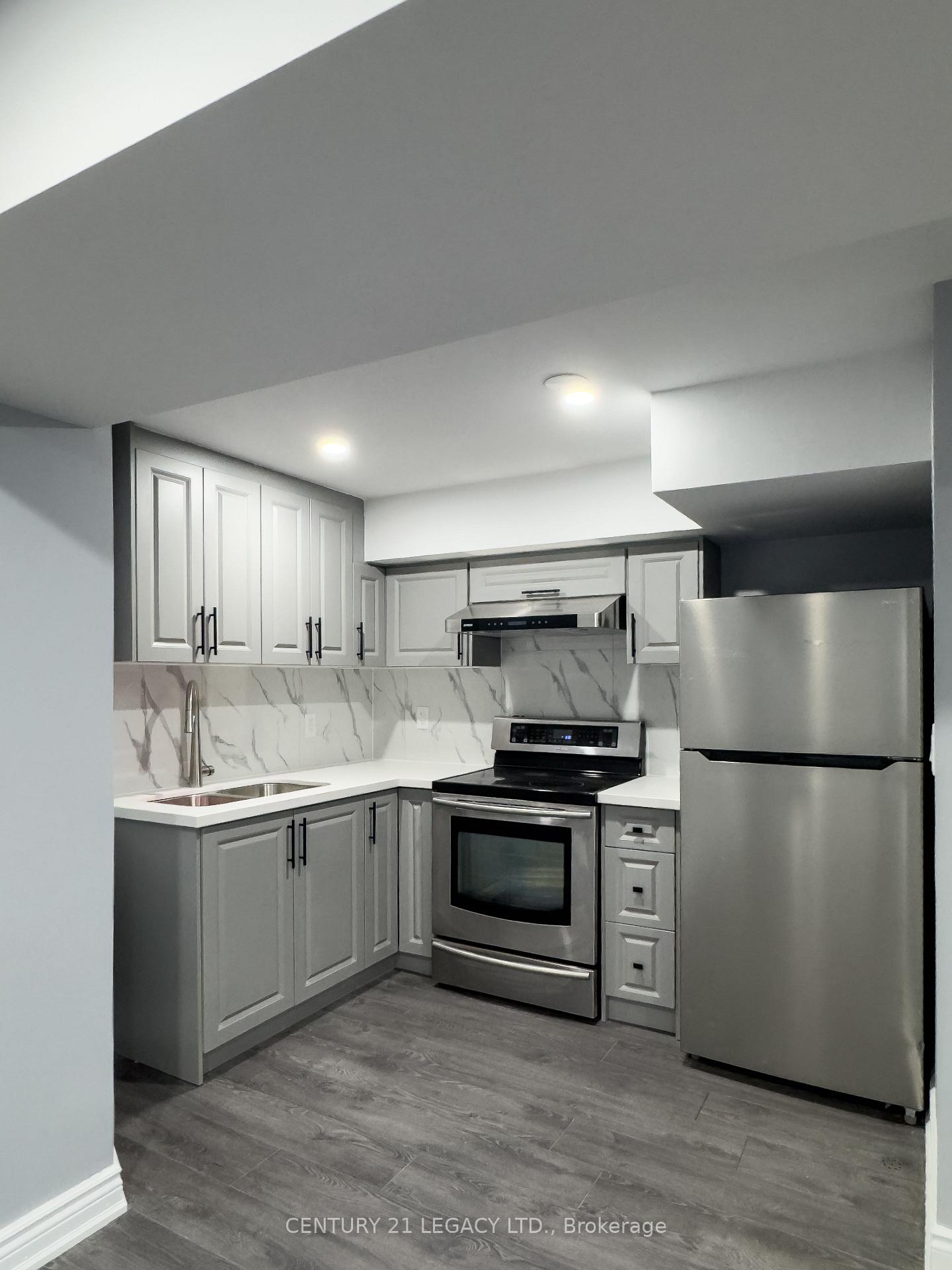 Photo 12 of Unit BSMT, 183 Belair Way W, Vaughan, East Woodbridge — HOMEH