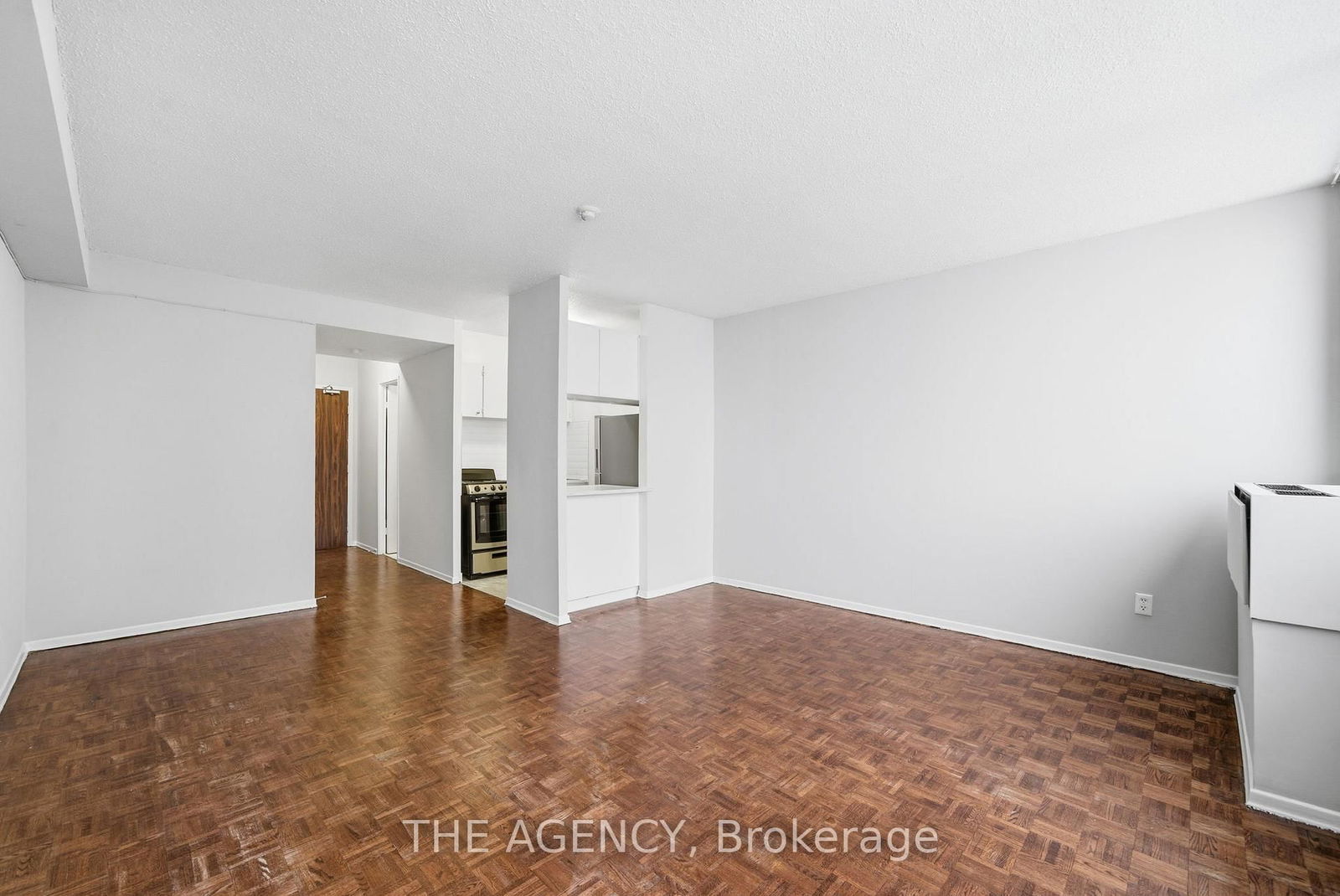 Photo 5 of Unit 1302B, 2360 Dundas St W, Toronto, High Park North — HOMEH