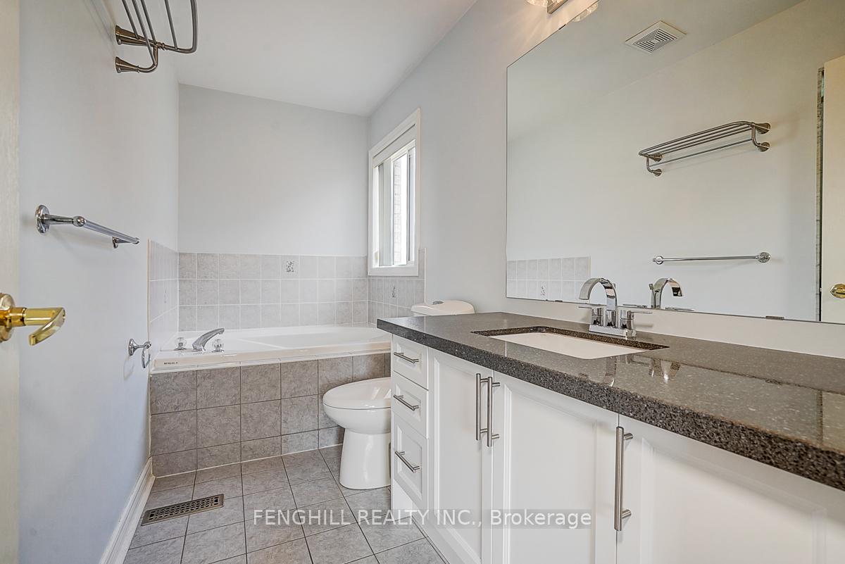 Photo 17 of 23 Vellore Woods Boulevard, Vaughan, Vellore Village — HOMEH