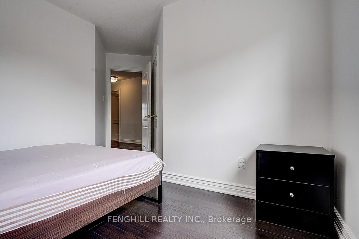 Photo 18 of 23 Vellore Woods Boulevard, Vaughan, Vellore Village — HOMEH