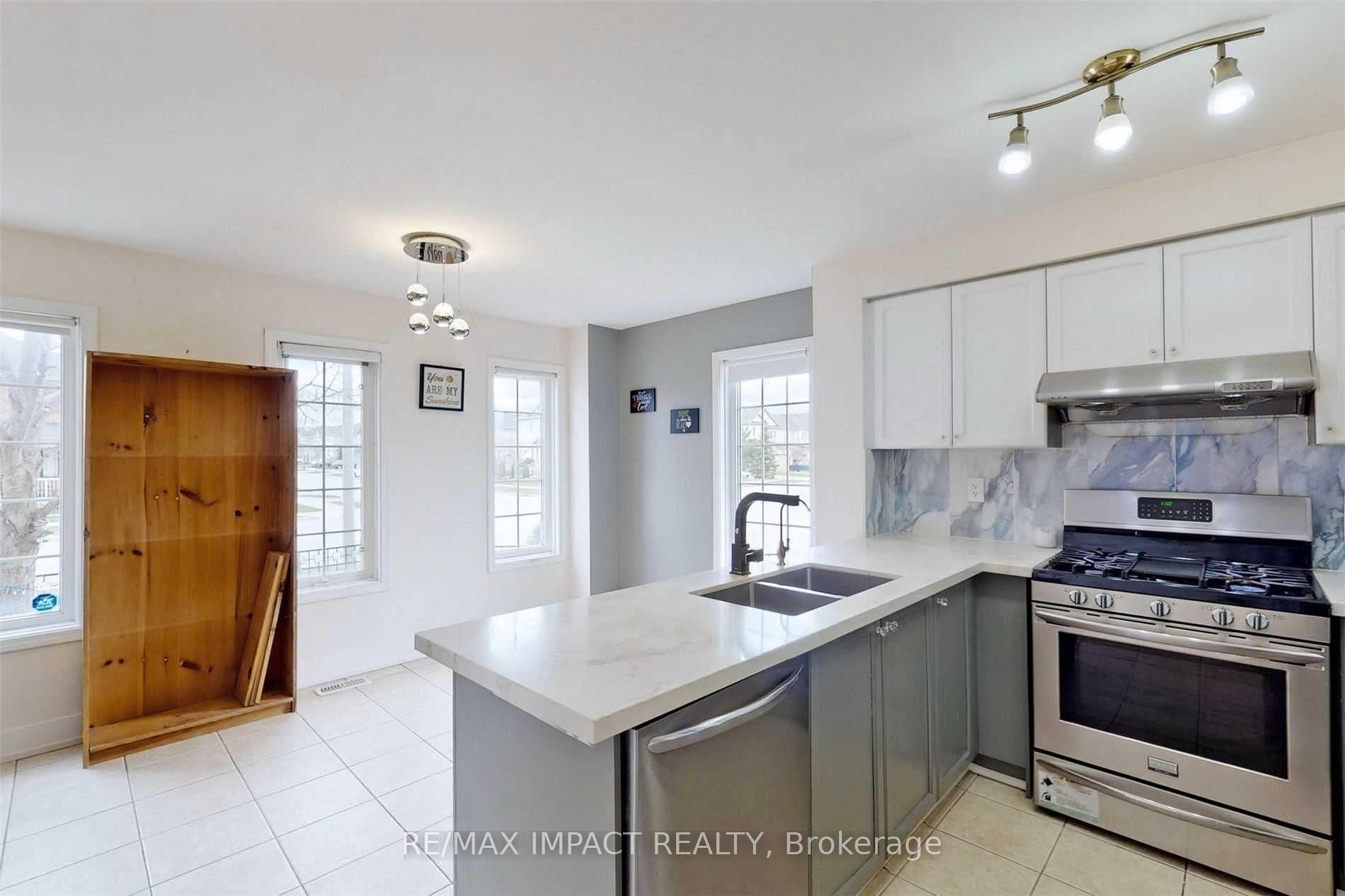 Photo 6 of 2 Macmillan Avenue, Whitby, Pringle Creek — HOMEH