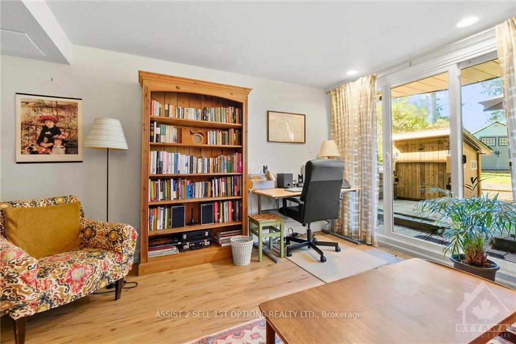 Photo 7 of 2010 Alta Vista Drive, Ottawa, Faircrest Heights — HOMEH
