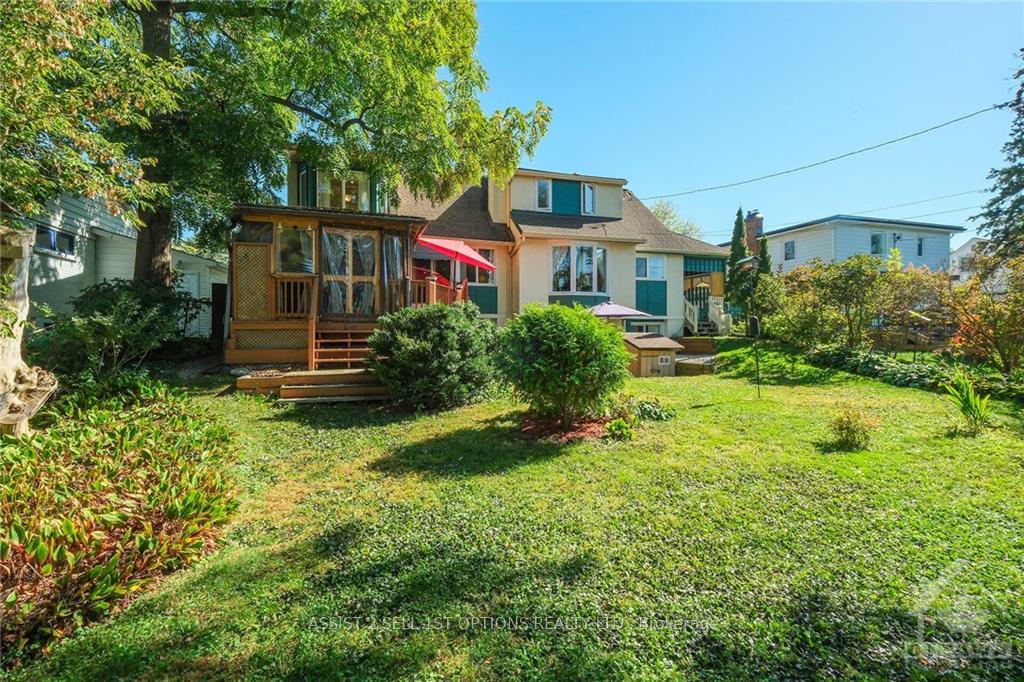 Photo 12 of 2010 Alta Vista Drive, Ottawa, Faircrest Heights — HOMEH