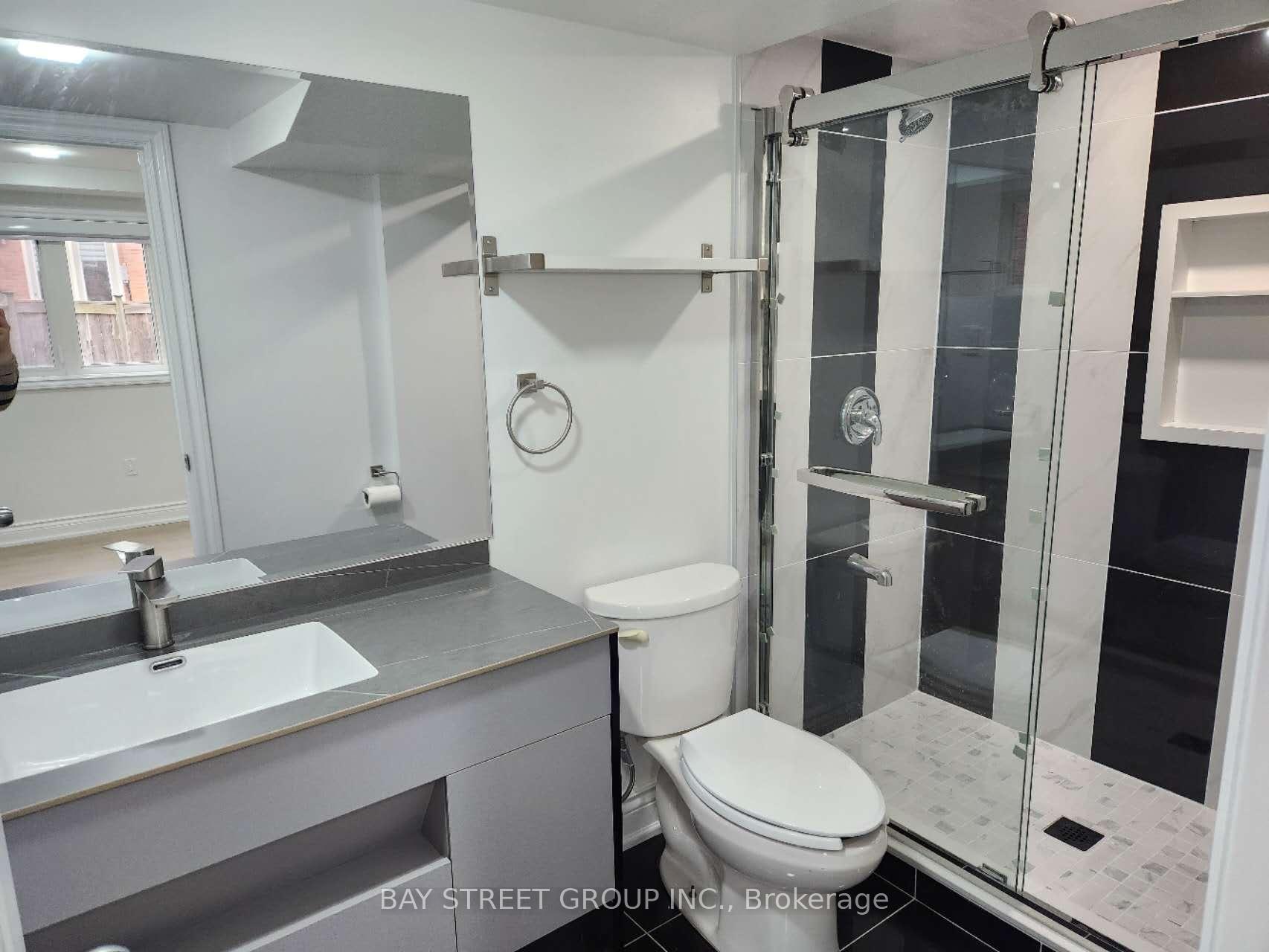 Photo 9 of 19 Valley Vista Drive, Vaughan, Patterson — HOMEH