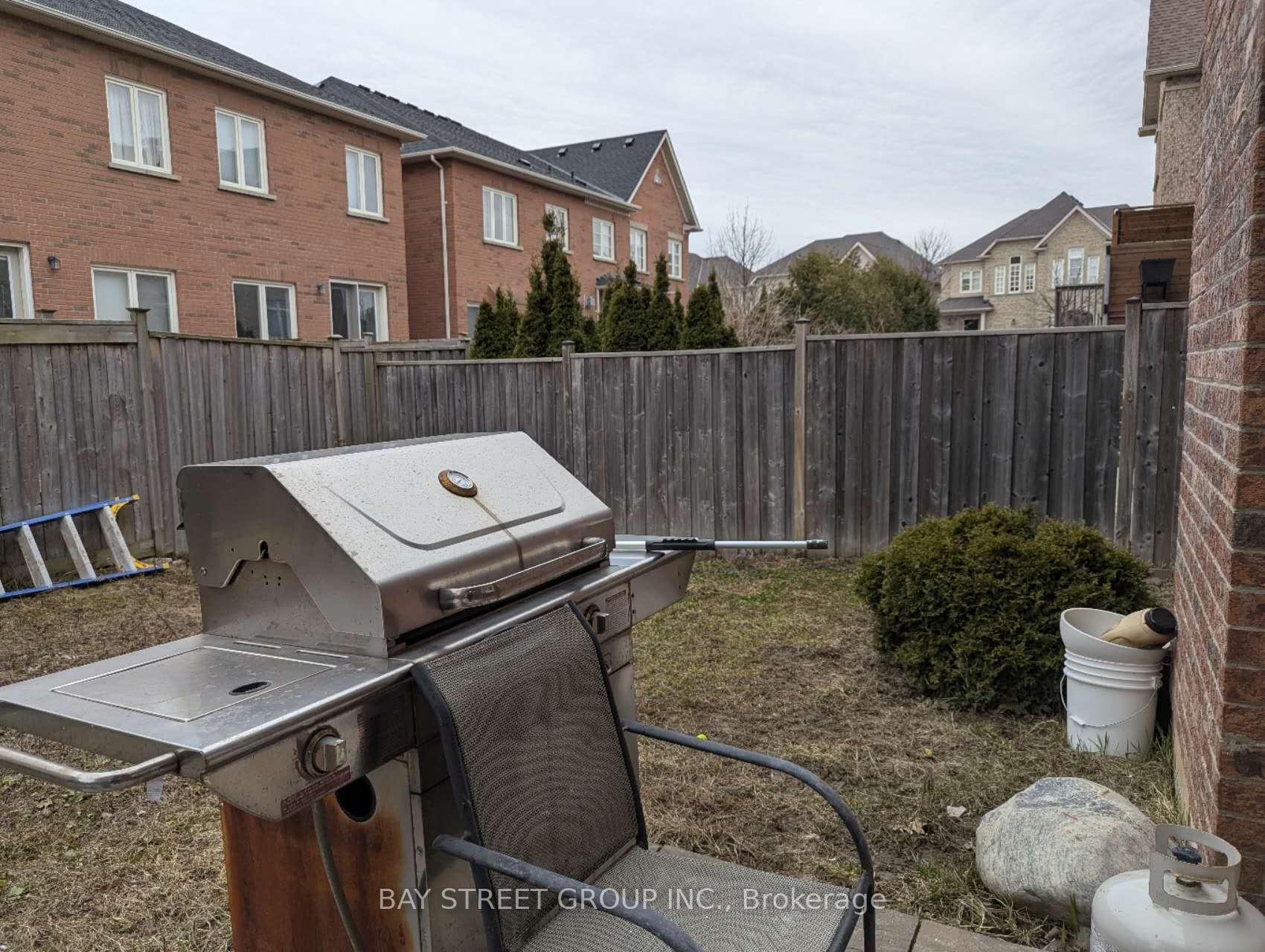 Photo 11 of 19 Valley Vista Drive, Vaughan, Patterson — HOMEH