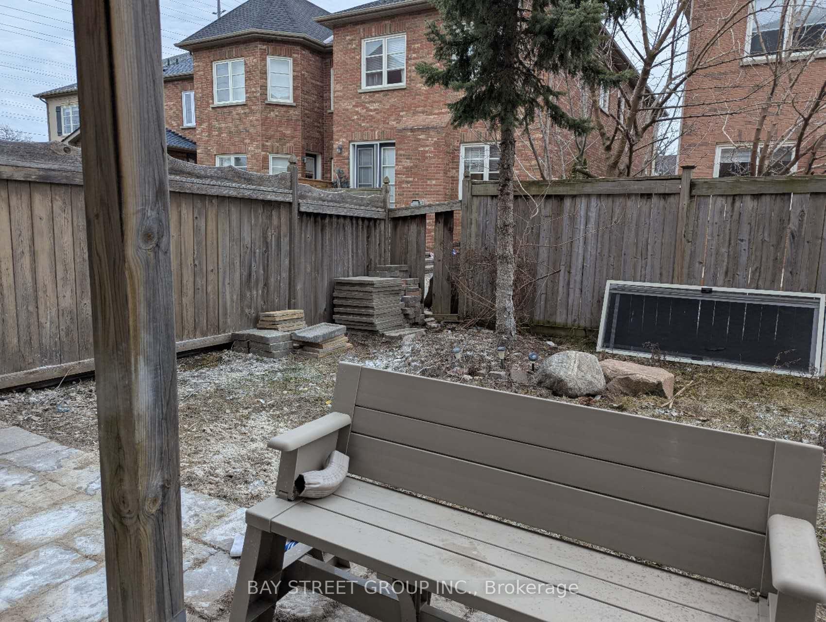 Photo 12 of 19 Valley Vista Drive, Vaughan, Patterson — HOMEH