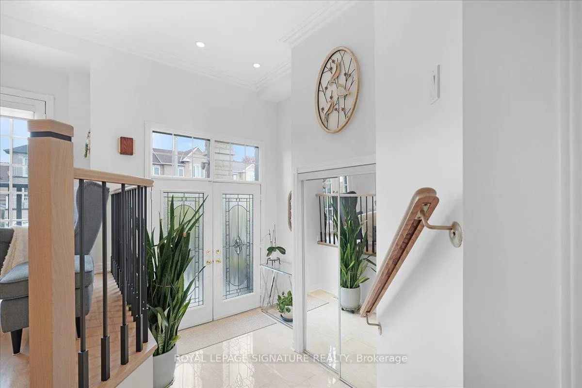 Photo 4 of 12 Pietro Drive, Vaughan, Vellore Village — HOMEH