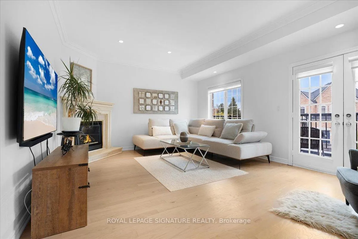Photo 5 of 12 Pietro Drive, Vaughan, Vellore Village — HOMEH