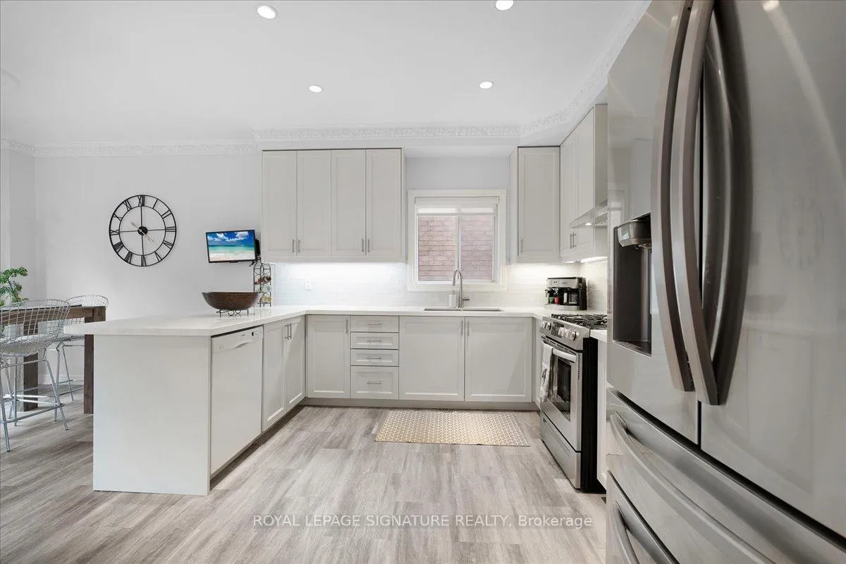 Photo 9 of 12 Pietro Drive, Vaughan, Vellore Village — HOMEH