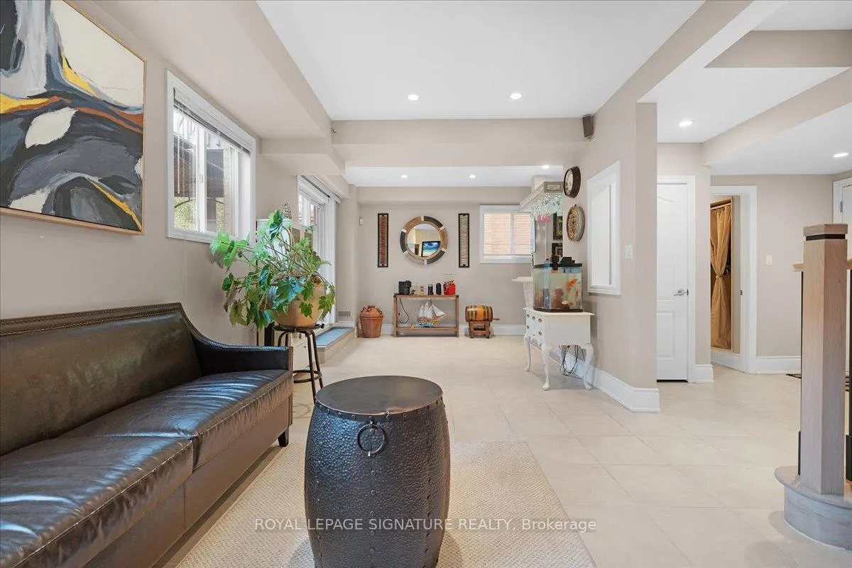 Photo 35 of 12 Pietro Drive, Vaughan, Vellore Village — HOMEH