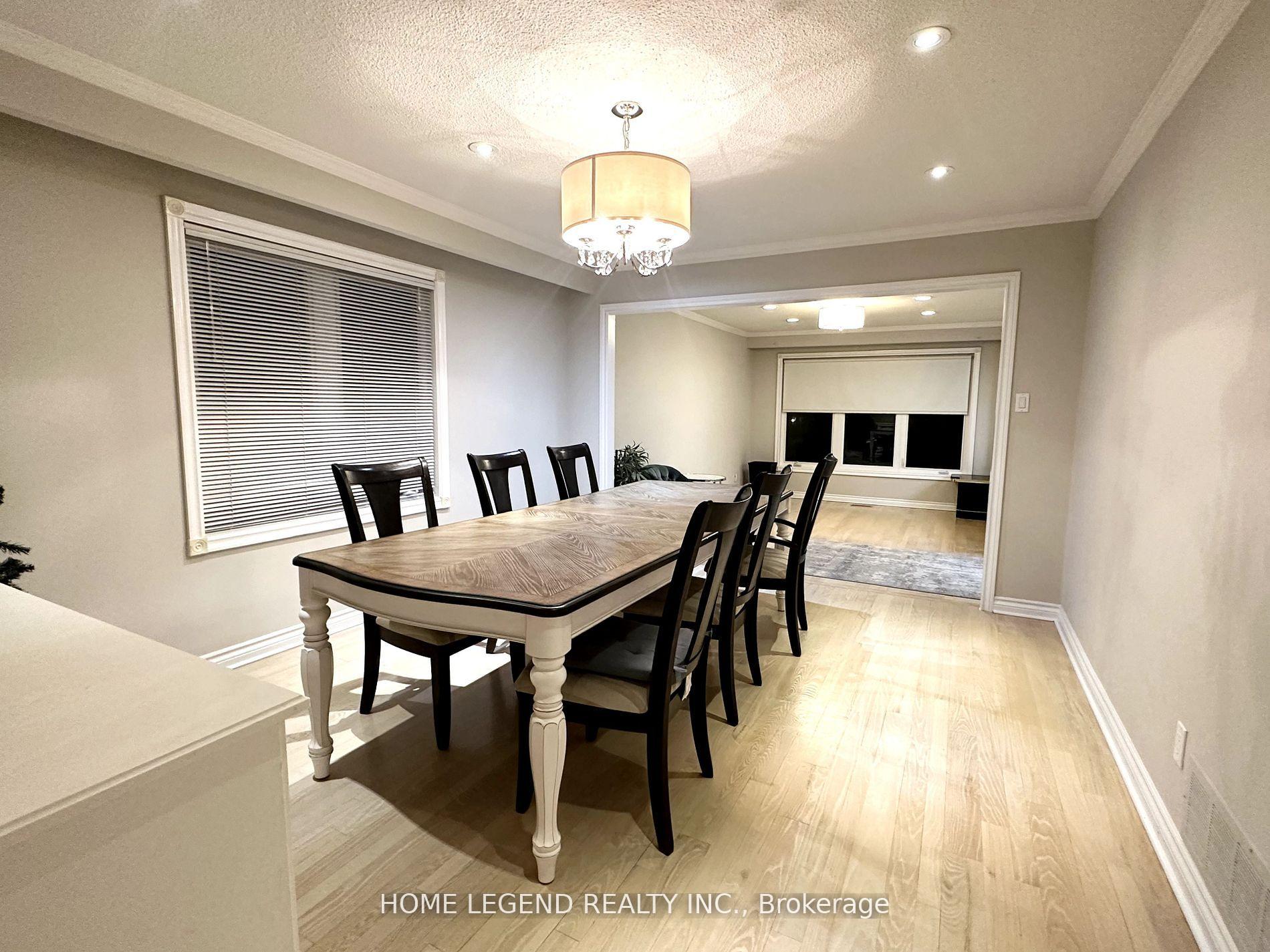 Photo 5 of 61 Cairnburg Place, Vaughan, Islington Woods — HOMEH