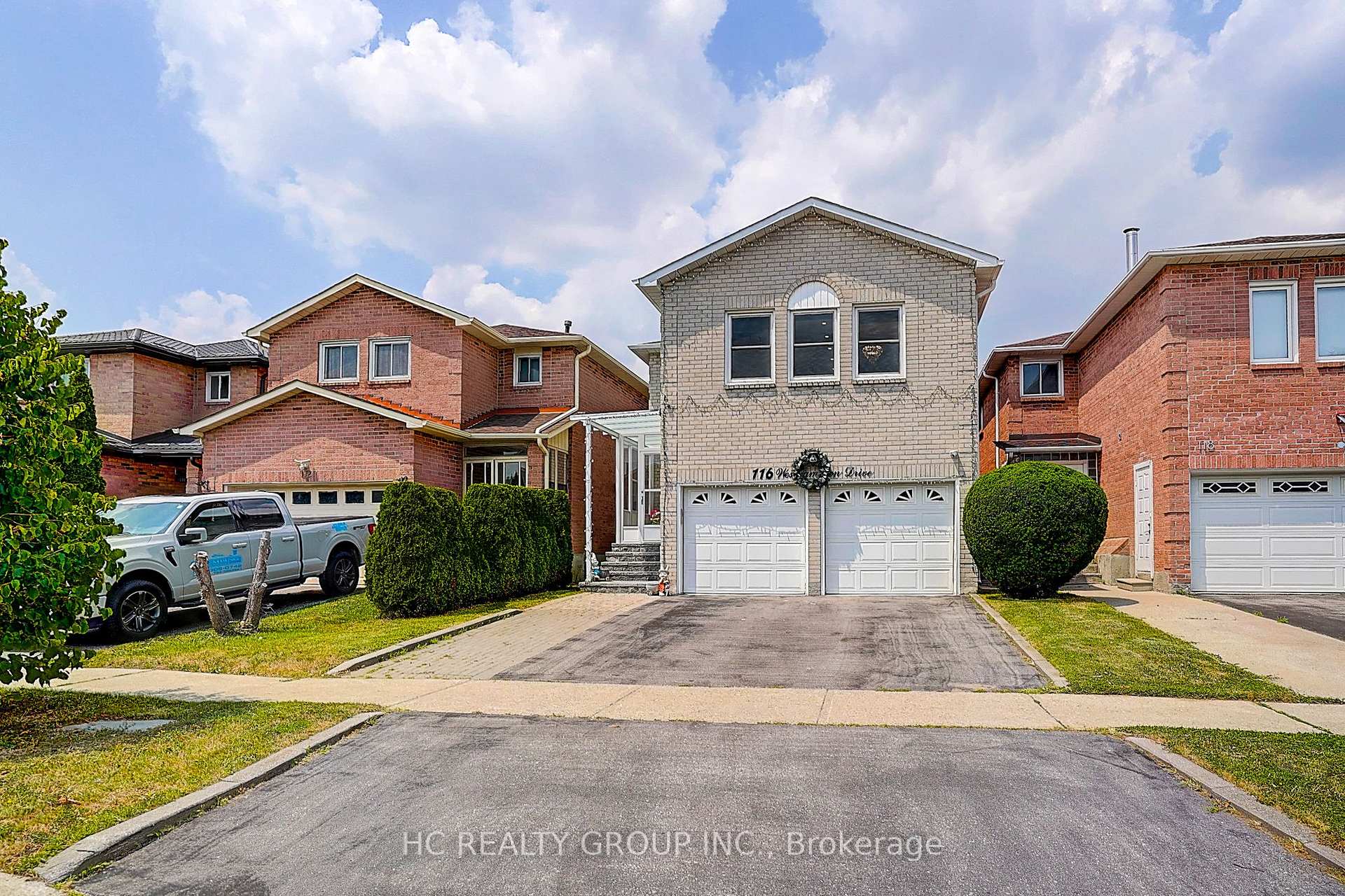 Photo 4 of 116 Westhampton Drive, Vaughan, Brownridge — HOMEH