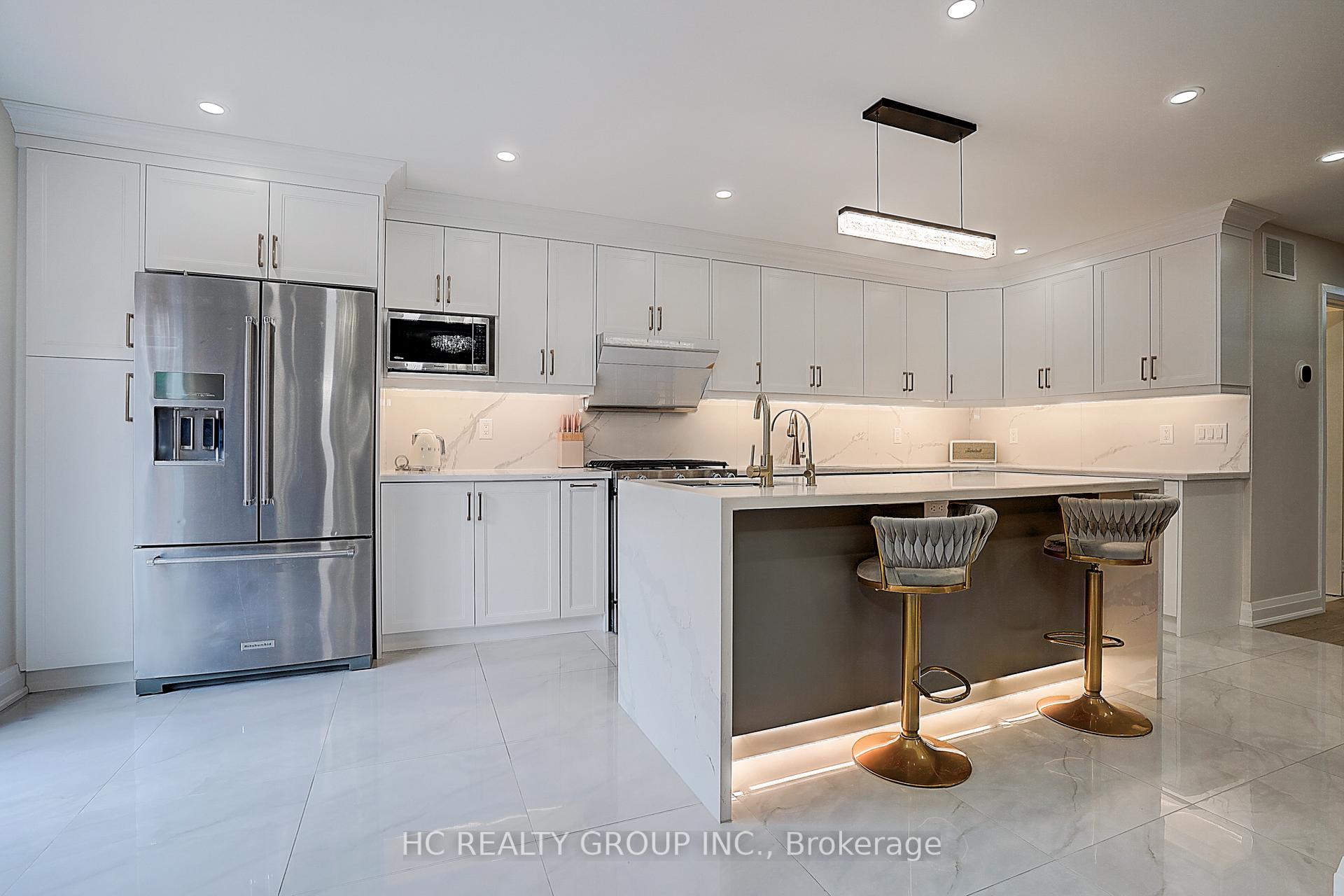 Photo 8 of 116 Westhampton Drive, Vaughan, Brownridge — HOMEH