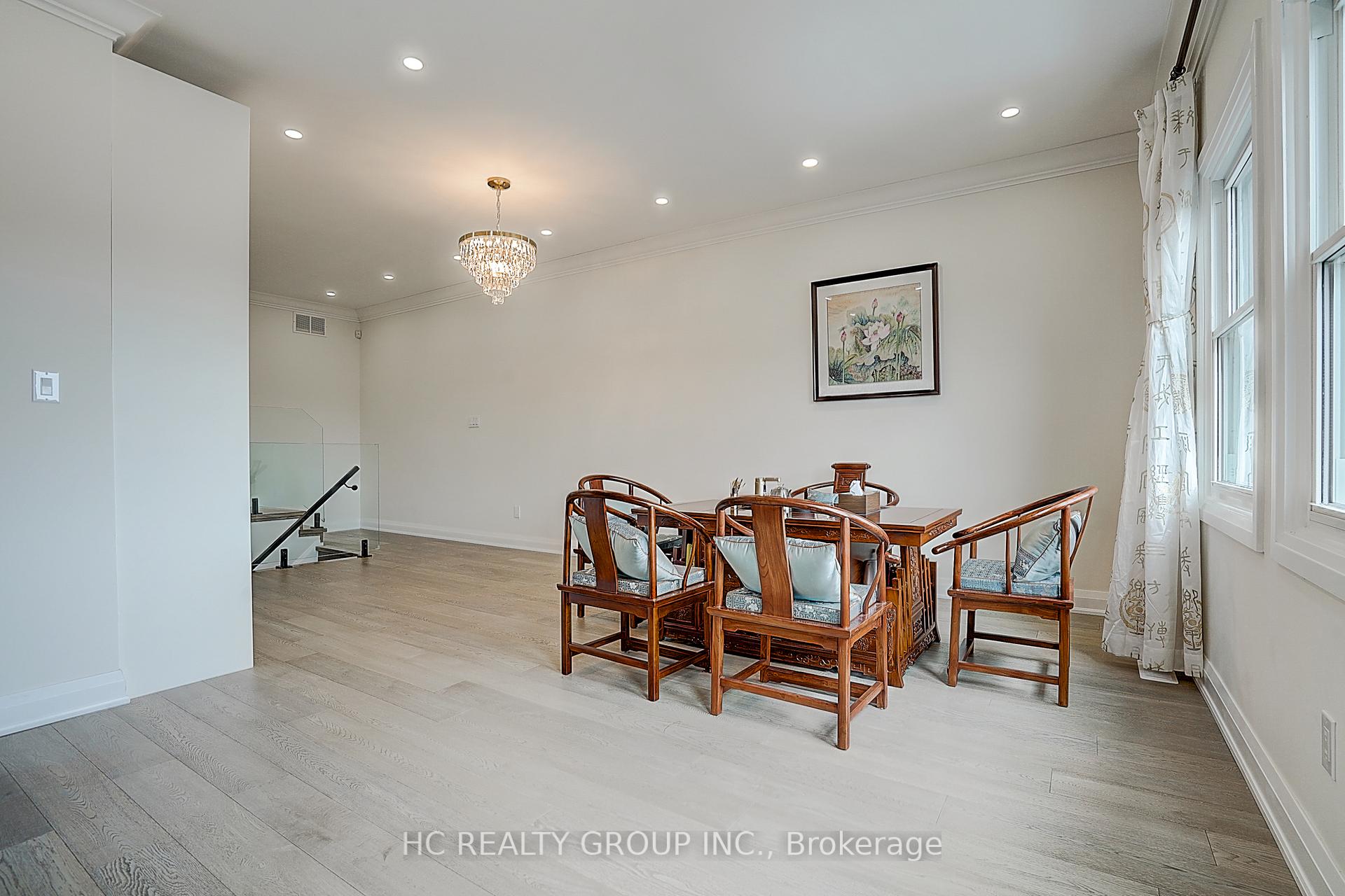Photo 26 of 116 Westhampton Drive, Vaughan, Brownridge — HOMEH