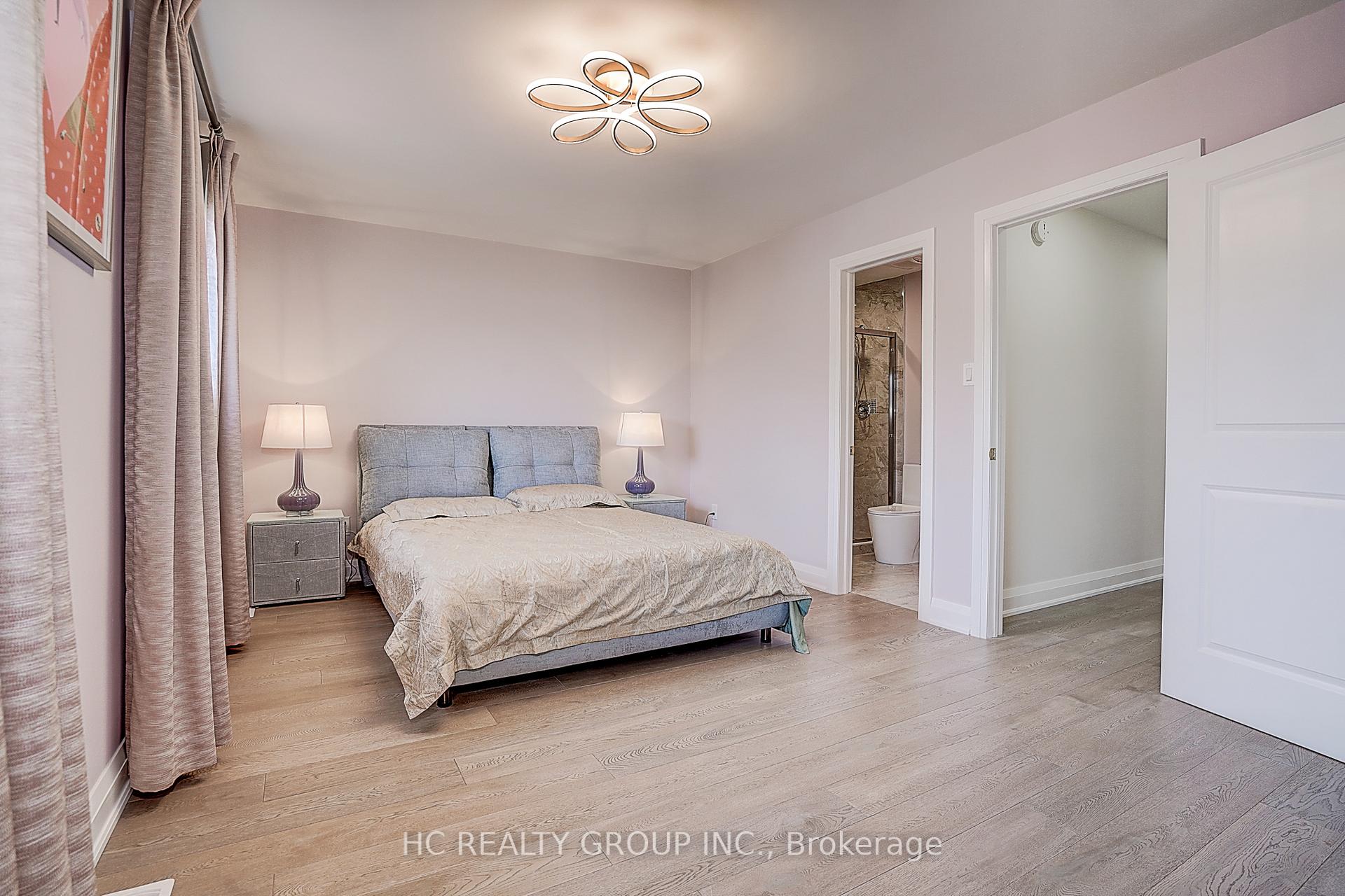 Photo 27 of 116 Westhampton Drive, Vaughan, Brownridge — HOMEH