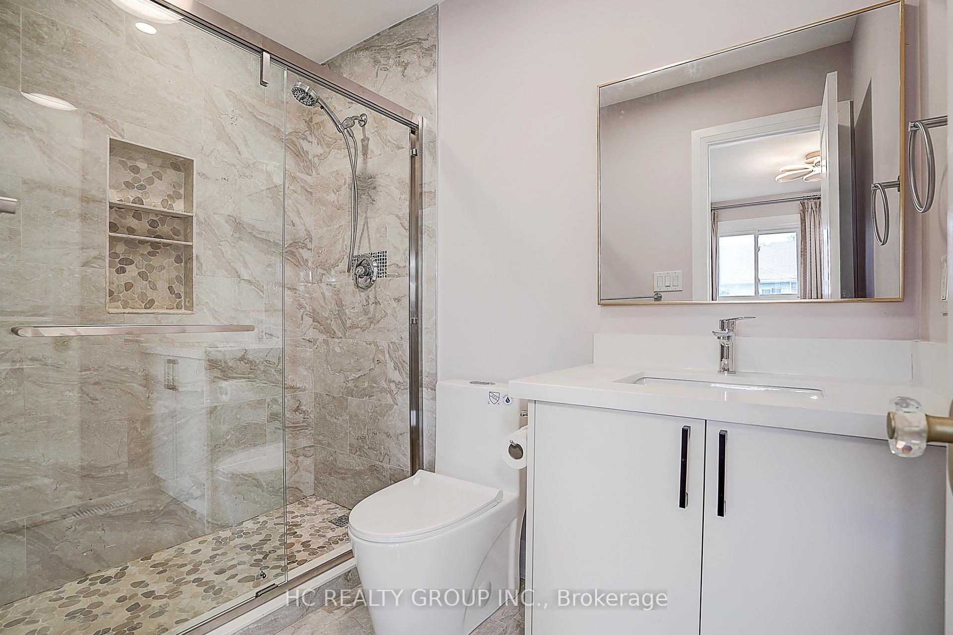 Photo 37 of 116 Westhampton Drive, Vaughan, Brownridge — HOMEH