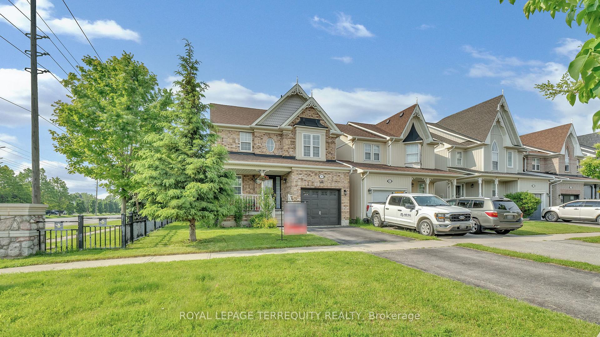 Photo 4 of 55 Beaumaris Crescent, Whitby, Brooklin — HOMEH