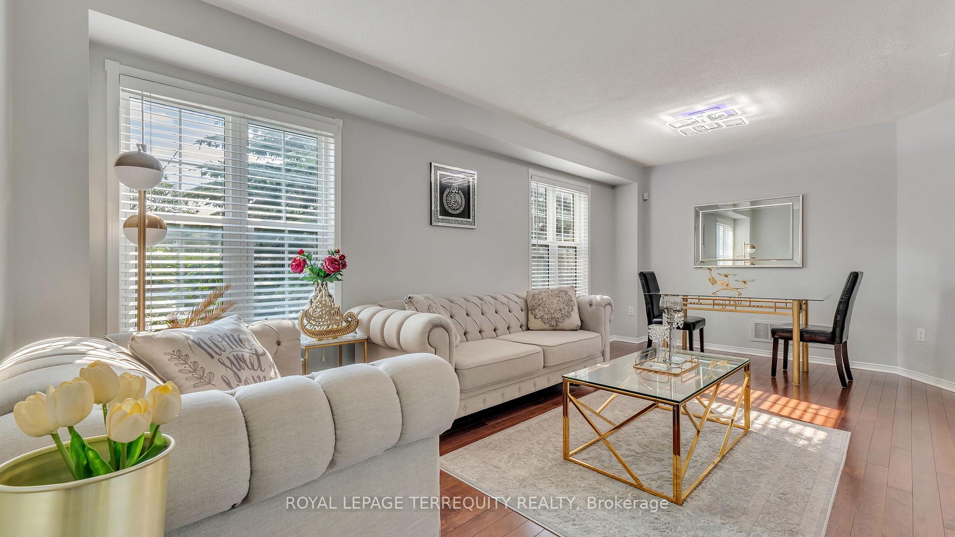 Photo 9 of 55 Beaumaris Crescent, Whitby, Brooklin — HOMEH