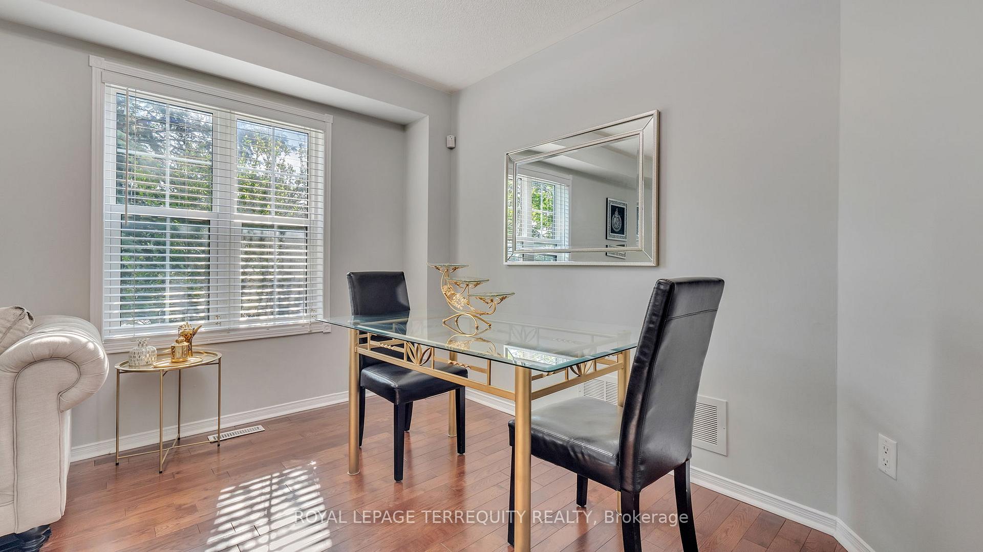 Photo 11 of 55 Beaumaris Crescent, Whitby, Brooklin — HOMEH