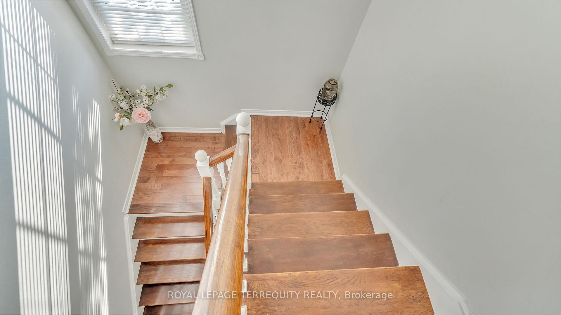 Photo 49 of 55 Beaumaris Crescent, Whitby, Brooklin — HOMEH