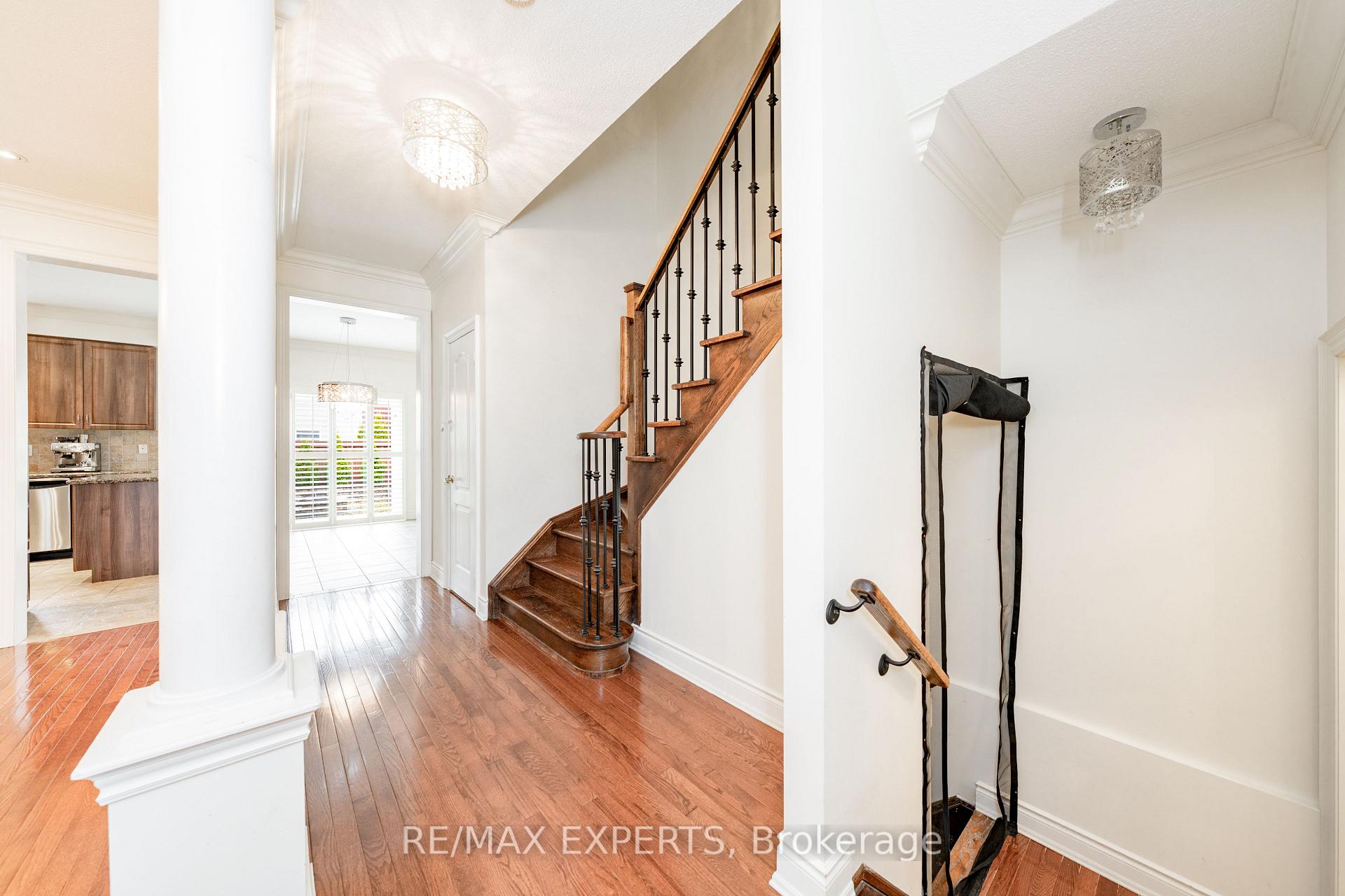 Photo 16 of 22 Aidan Drive, Vaughan, Vellore Village — HOMEH