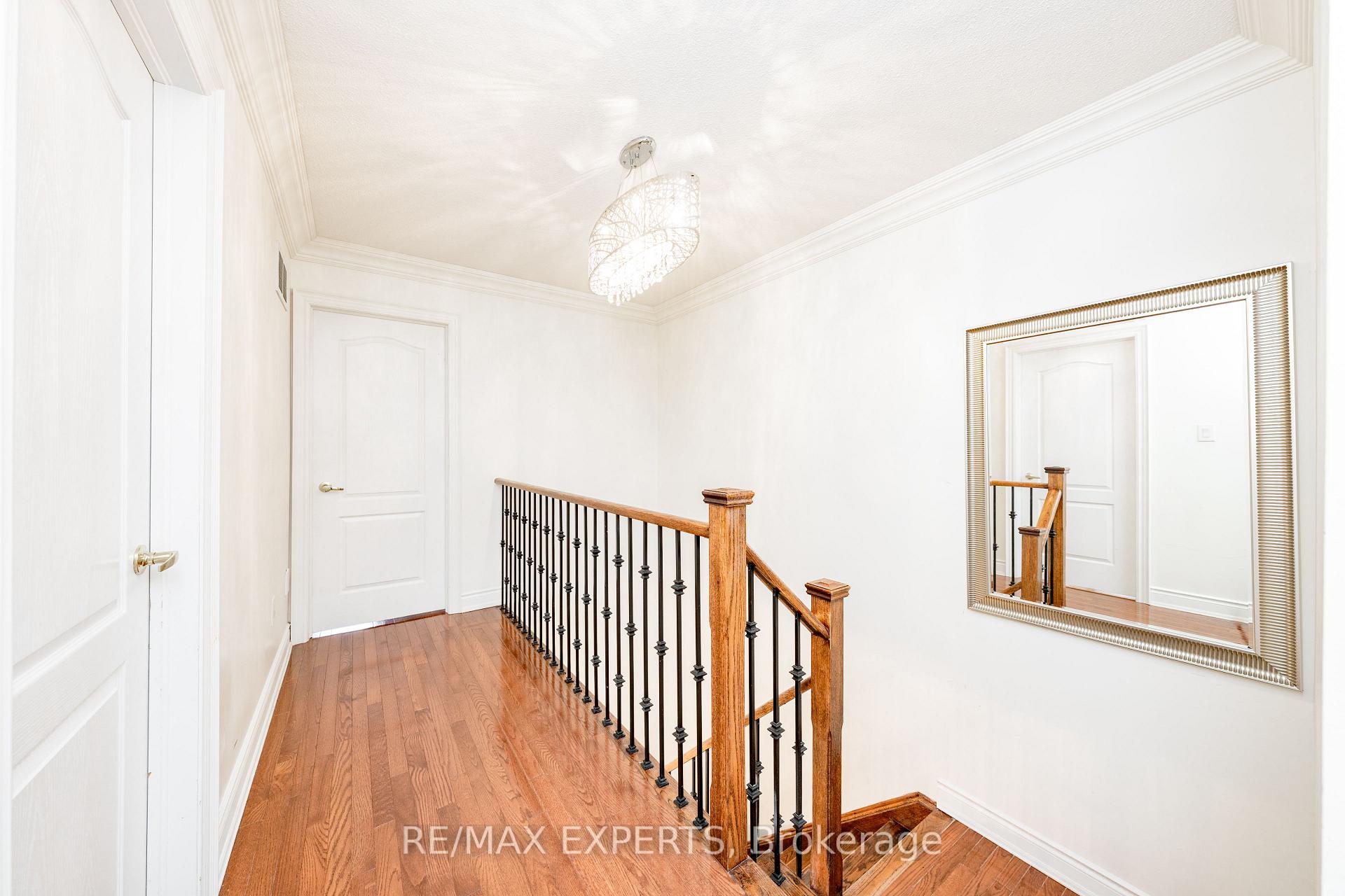 Photo 17 of 22 Aidan Drive, Vaughan, Vellore Village — HOMEH