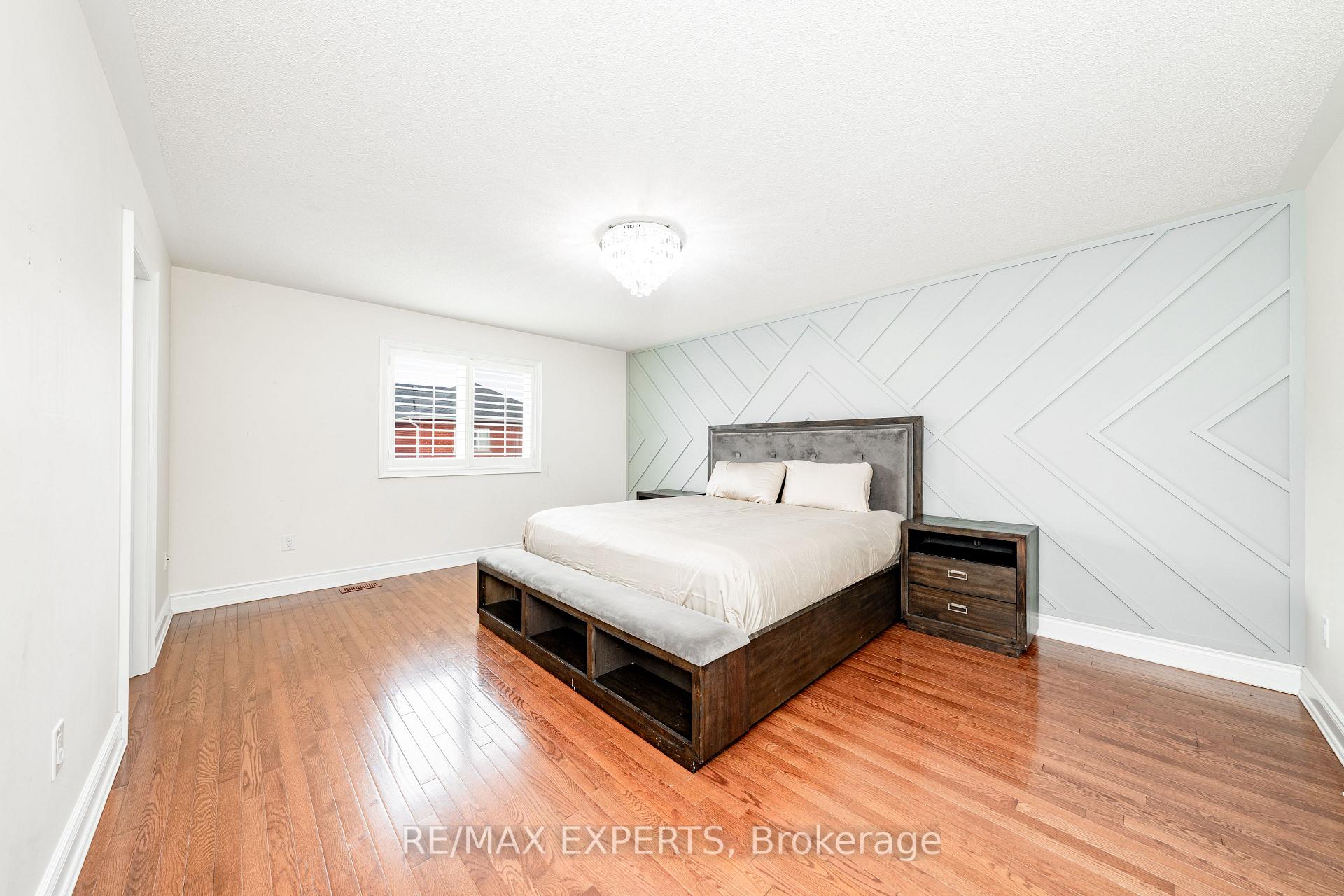 Photo 19 of 22 Aidan Drive, Vaughan, Vellore Village — HOMEH