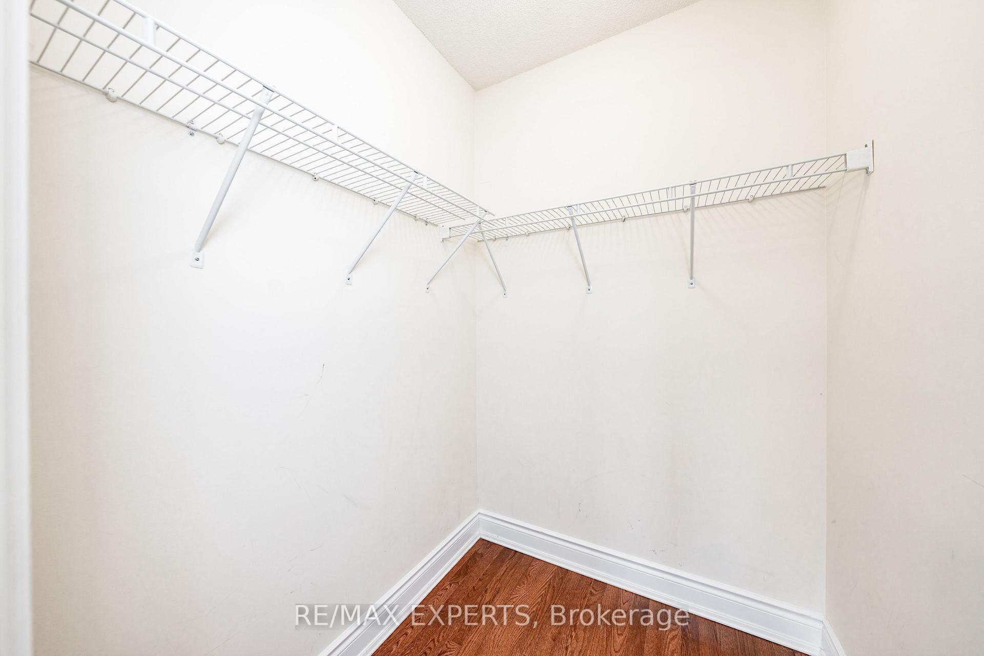 Photo 25 of 22 Aidan Drive, Vaughan, Vellore Village — HOMEH