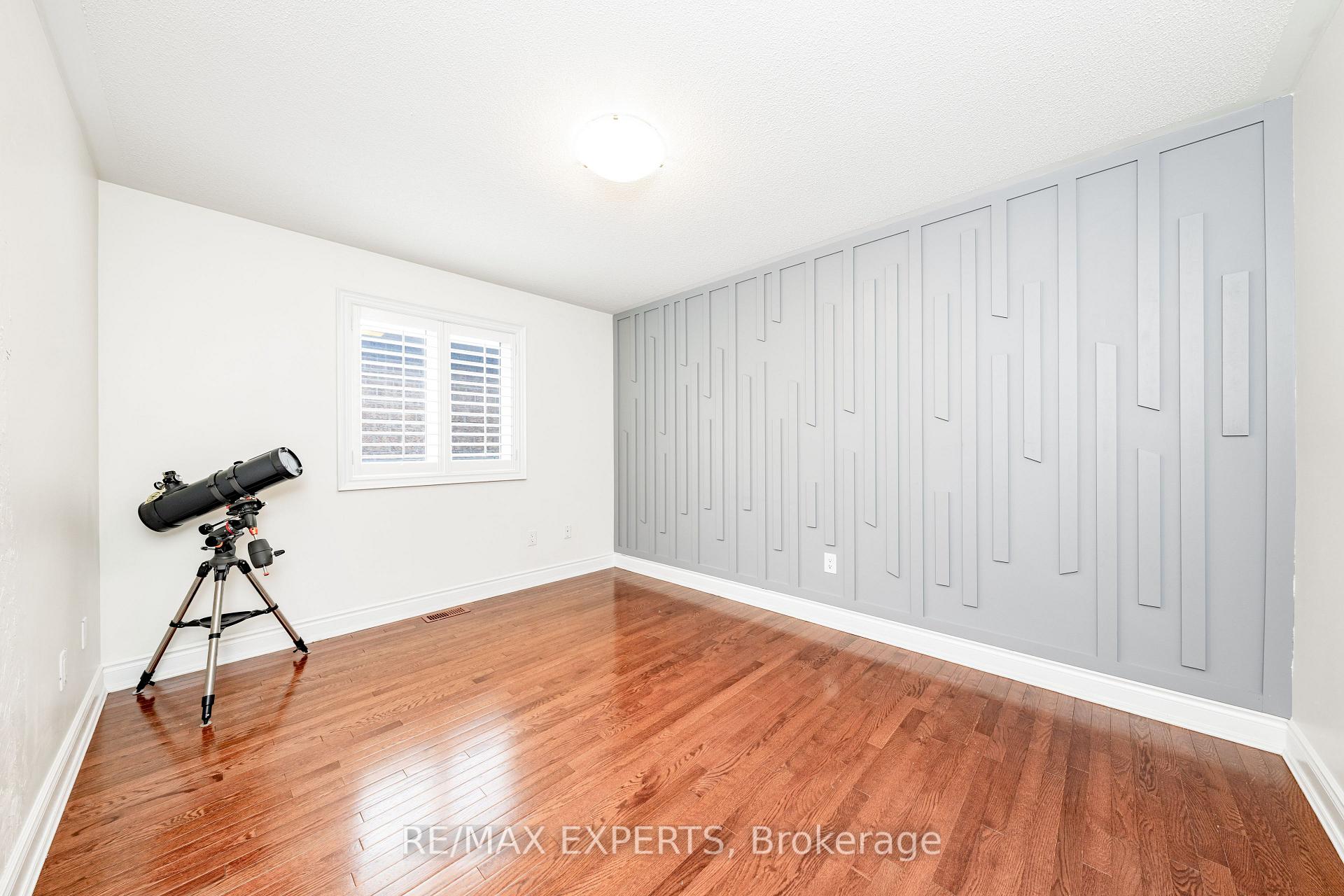 Photo 28 of 22 Aidan Drive, Vaughan, Vellore Village — HOMEH