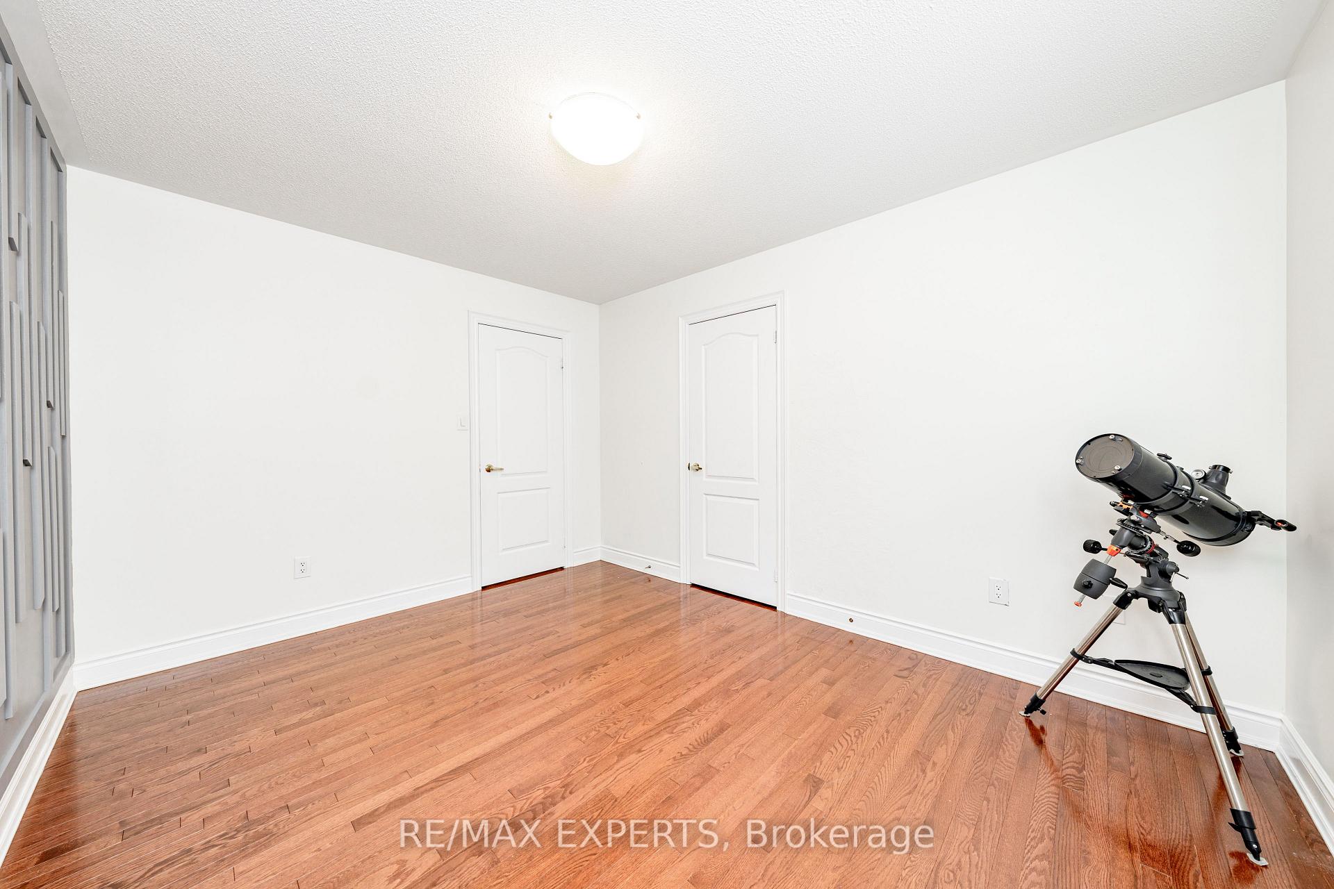 Photo 29 of 22 Aidan Drive, Vaughan, Vellore Village — HOMEH