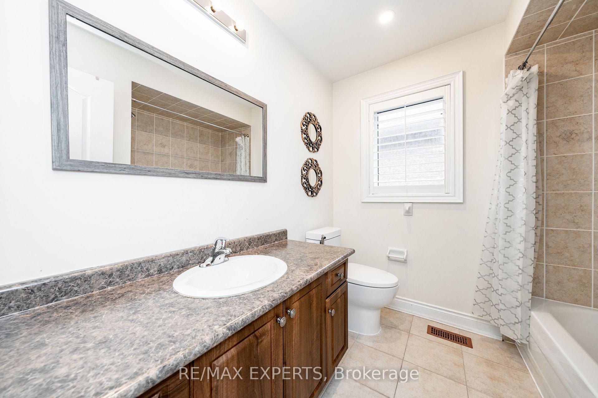 Photo 30 of 22 Aidan Drive, Vaughan, Vellore Village — HOMEH
