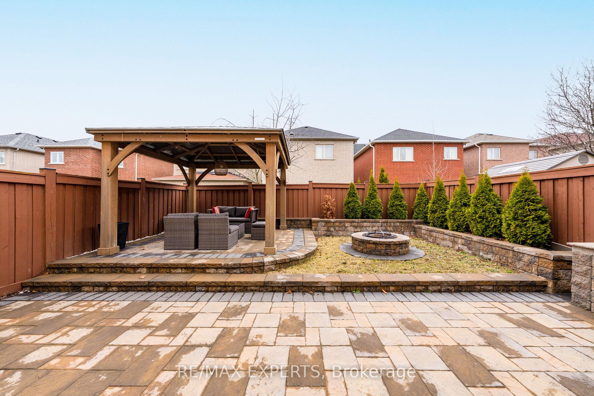 Photo 31 of 22 Aidan Drive, Vaughan, Vellore Village — HOMEH