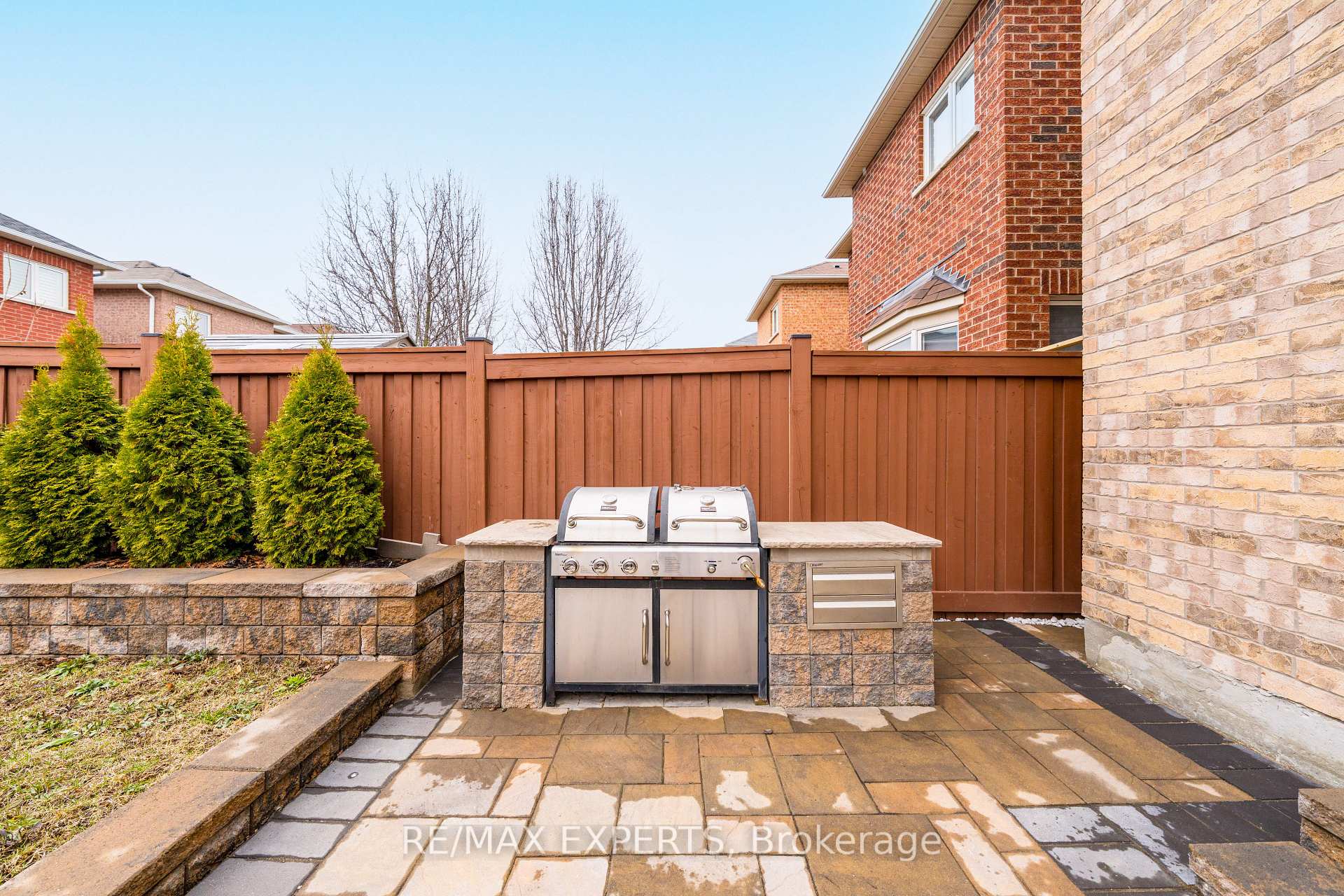 Photo 33 of 22 Aidan Drive, Vaughan, Vellore Village — HOMEH