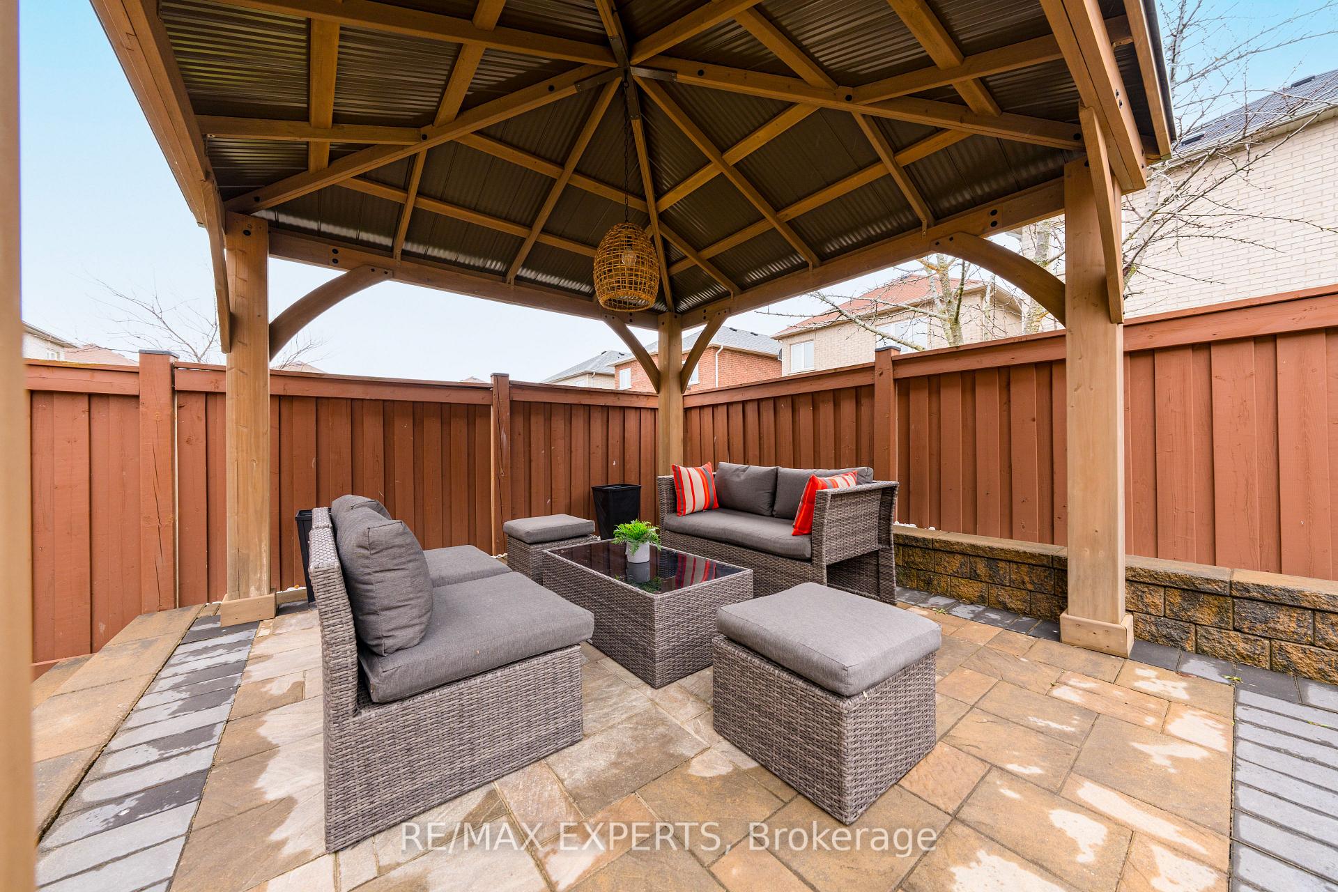Photo 37 of 22 Aidan Drive, Vaughan, Vellore Village — HOMEH