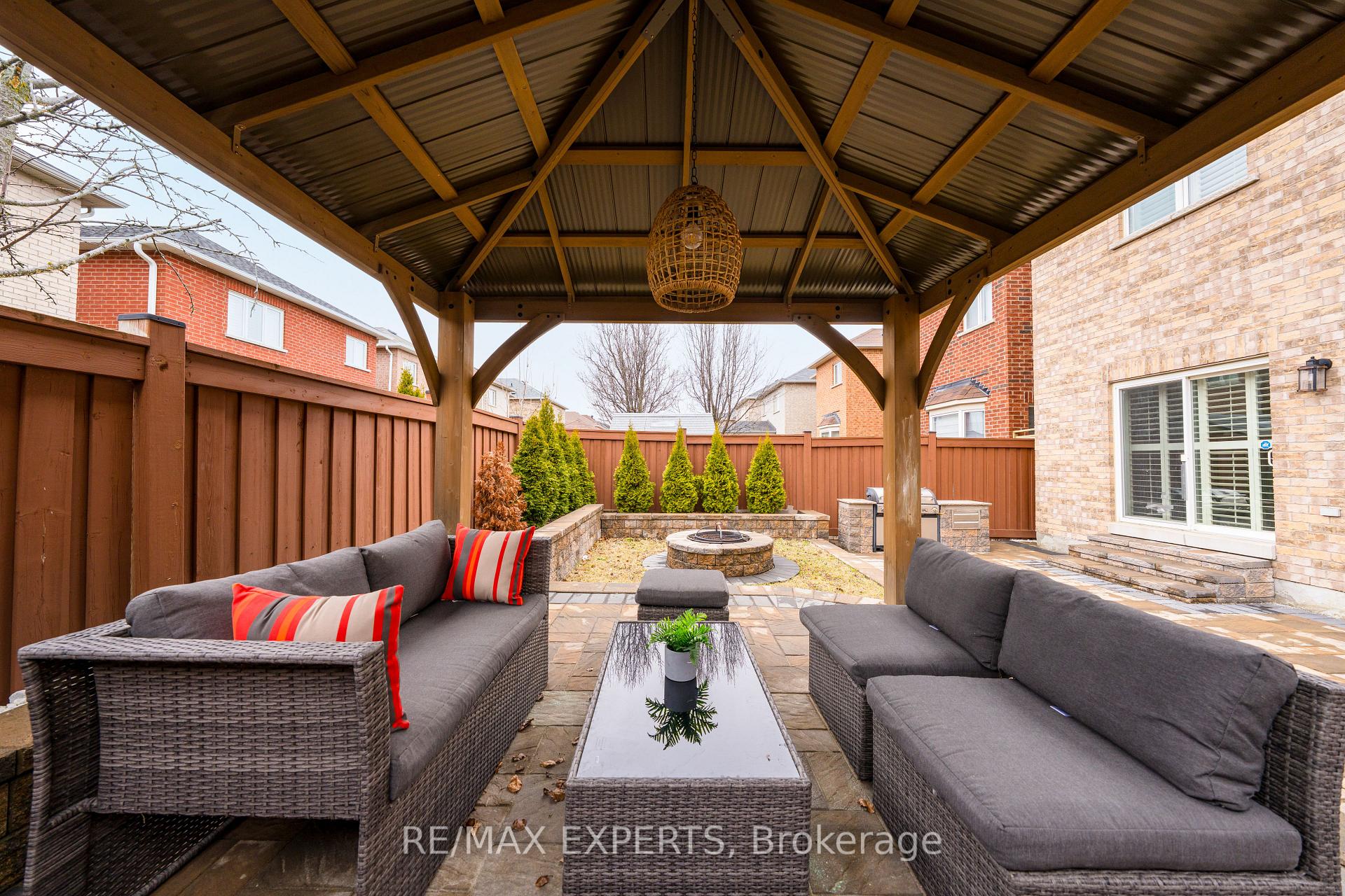 Photo 38 of 22 Aidan Drive, Vaughan, Vellore Village — HOMEH