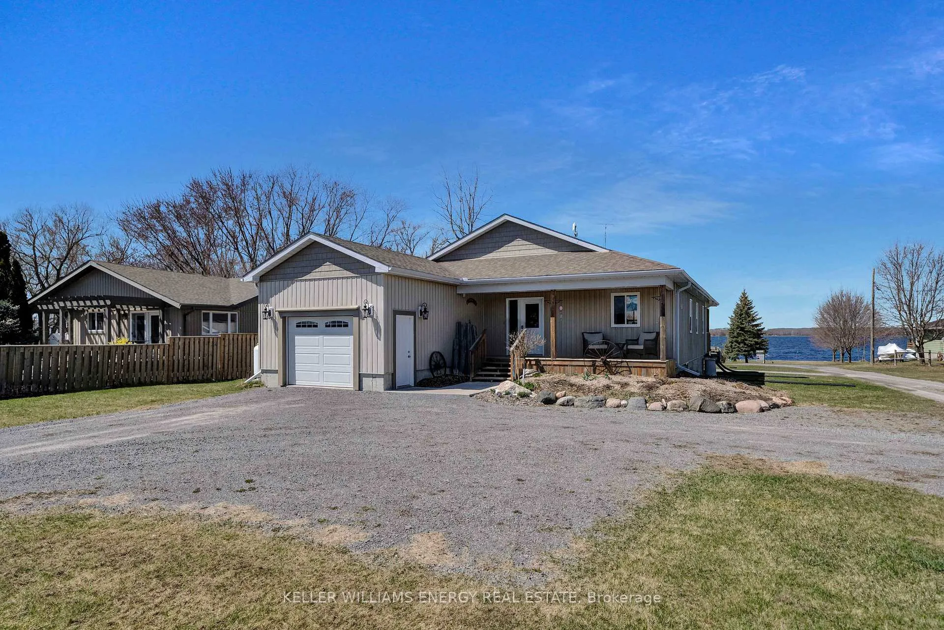 Photo 1 of 1649 County Road 15, Prince Edward County, Sophiasburg Ward — HOMEH