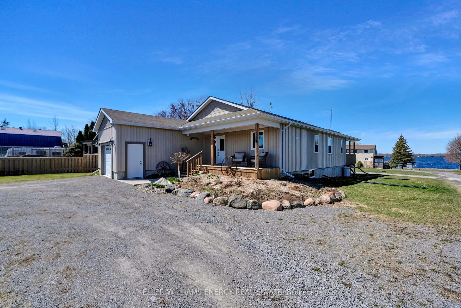 Photo 3 of 1649 County Road 15, Prince Edward County, Sophiasburg Ward — HOMEH