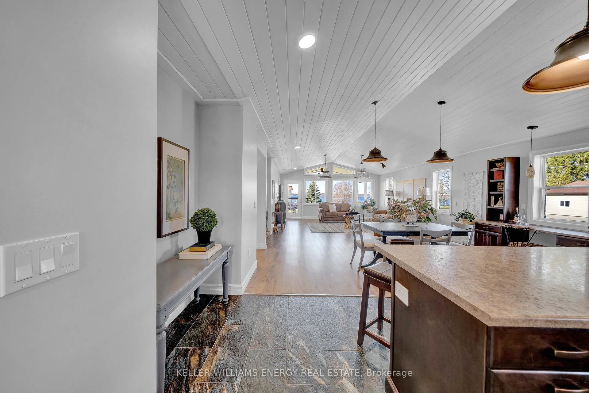 Photo 6 of 1649 County Road 15, Prince Edward County, Sophiasburg Ward — HOMEH