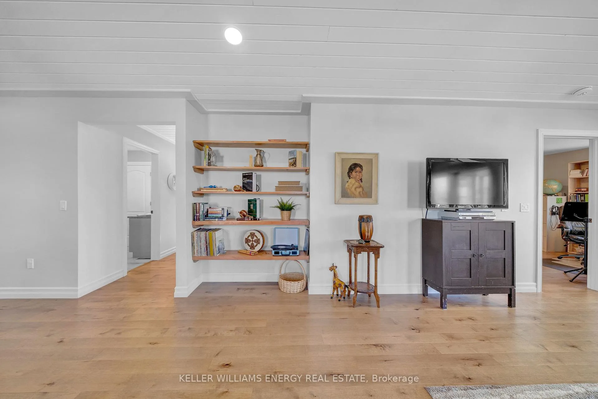 Photo 11 of 1649 County Road 15, Prince Edward County, Sophiasburg Ward — HOMEH