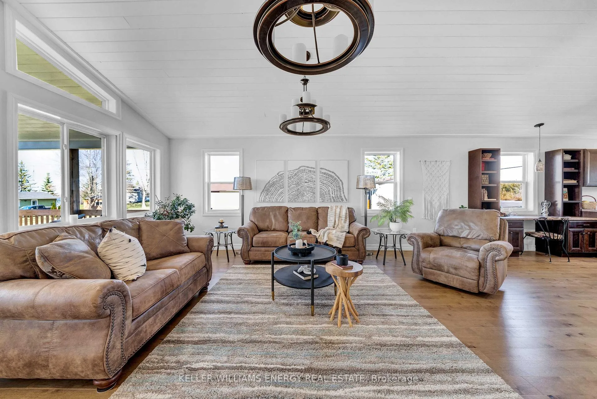 Photo 15 of 1649 County Road 15, Prince Edward County, Sophiasburg Ward — HOMEH