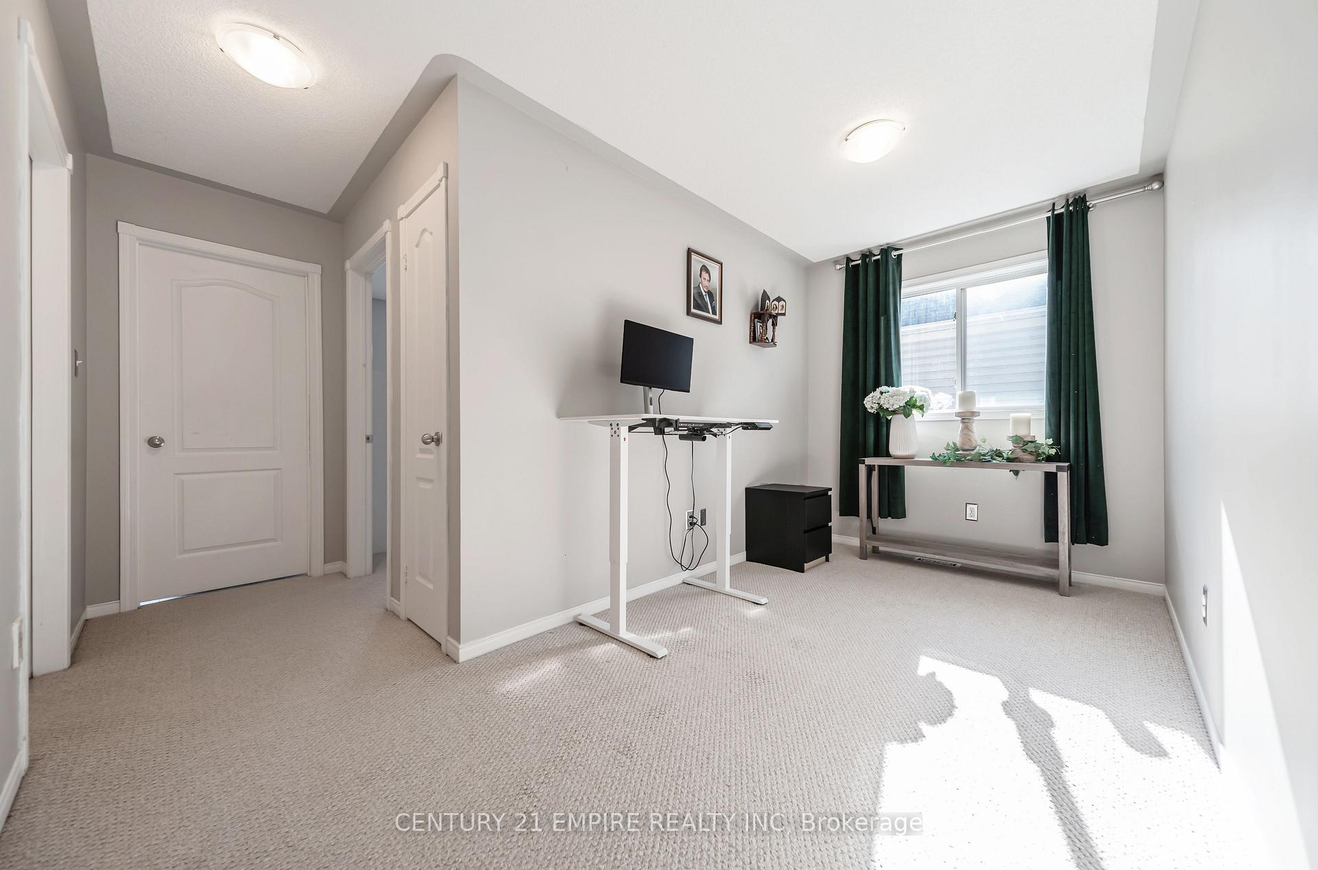 Photo 13 of 77 Beachgrove Crescent, Whitby, Taunton North — HOMEH