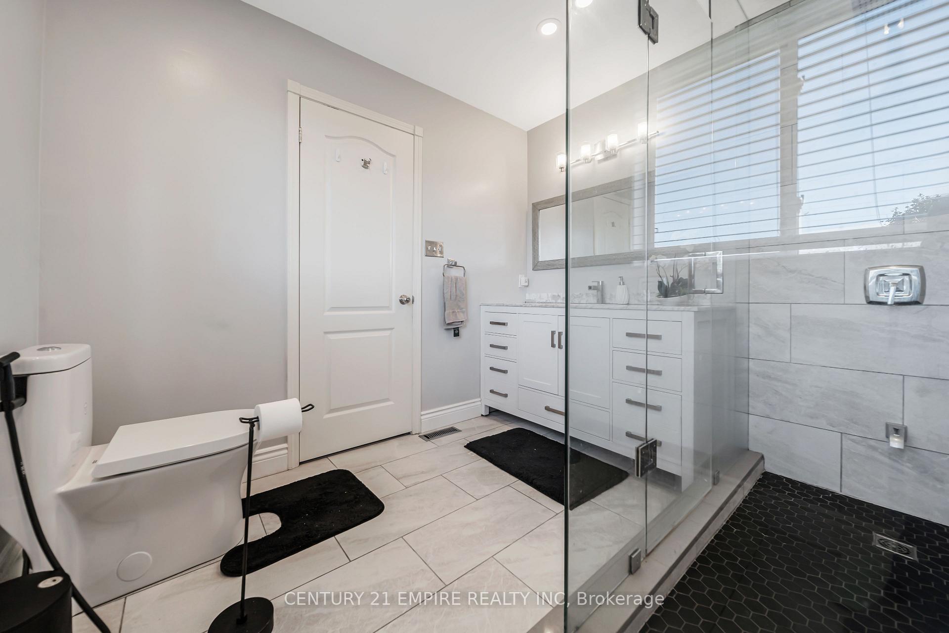 Photo 18 of 77 Beachgrove Crescent, Whitby, Taunton North — HOMEH