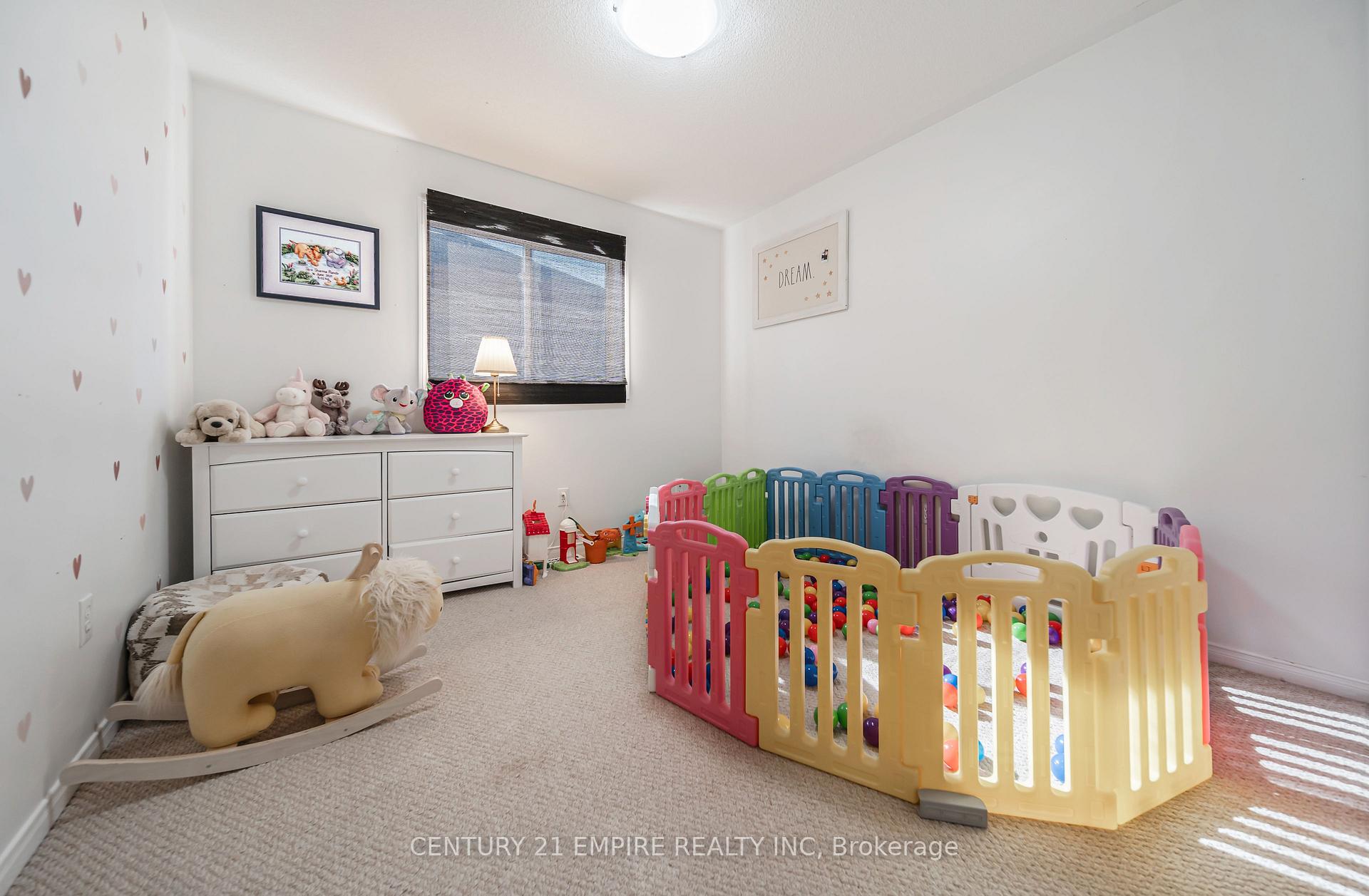Photo 22 of 77 Beachgrove Crescent, Whitby, Taunton North — HOMEH