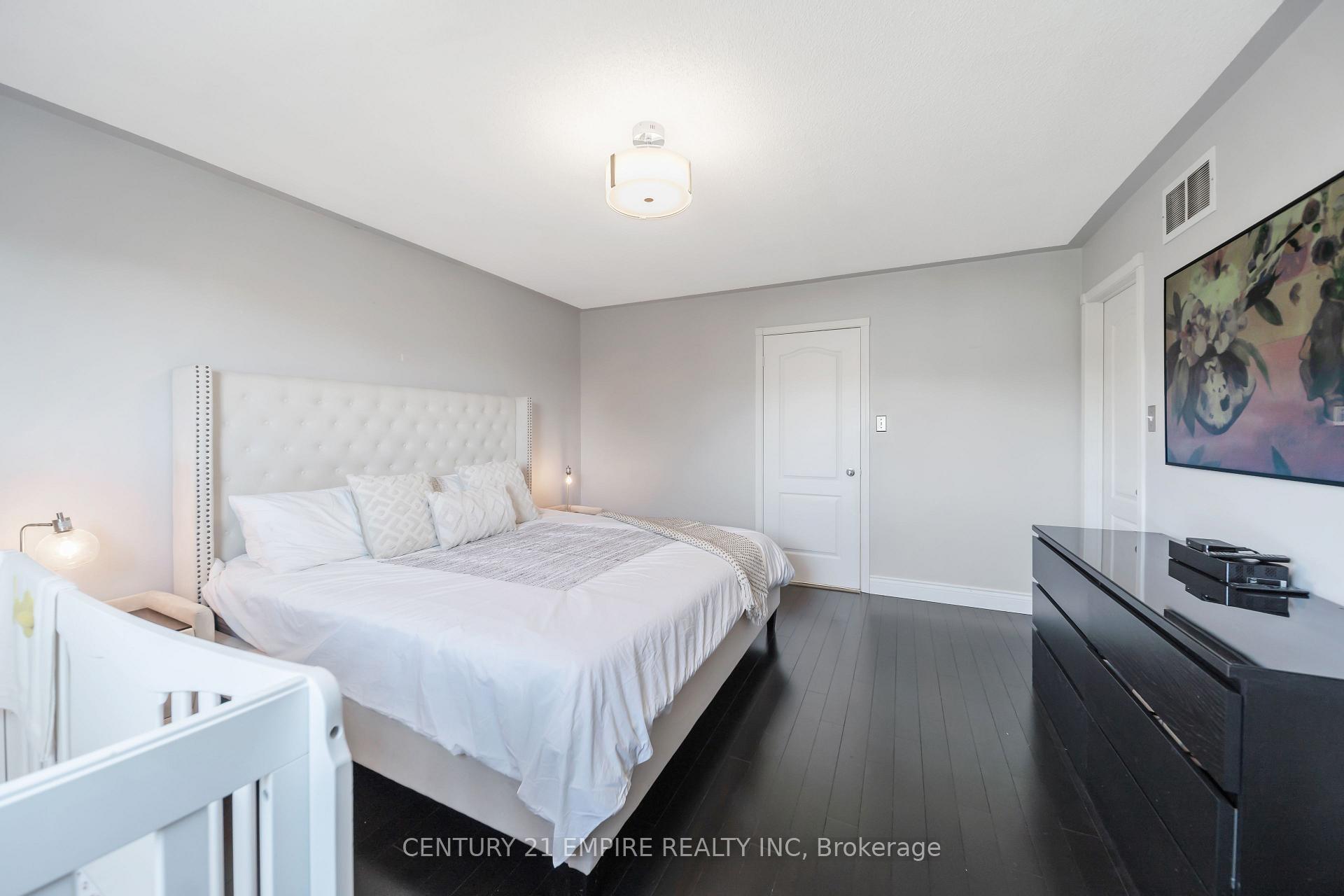 Photo 23 of 77 Beachgrove Crescent, Whitby, Taunton North — HOMEH