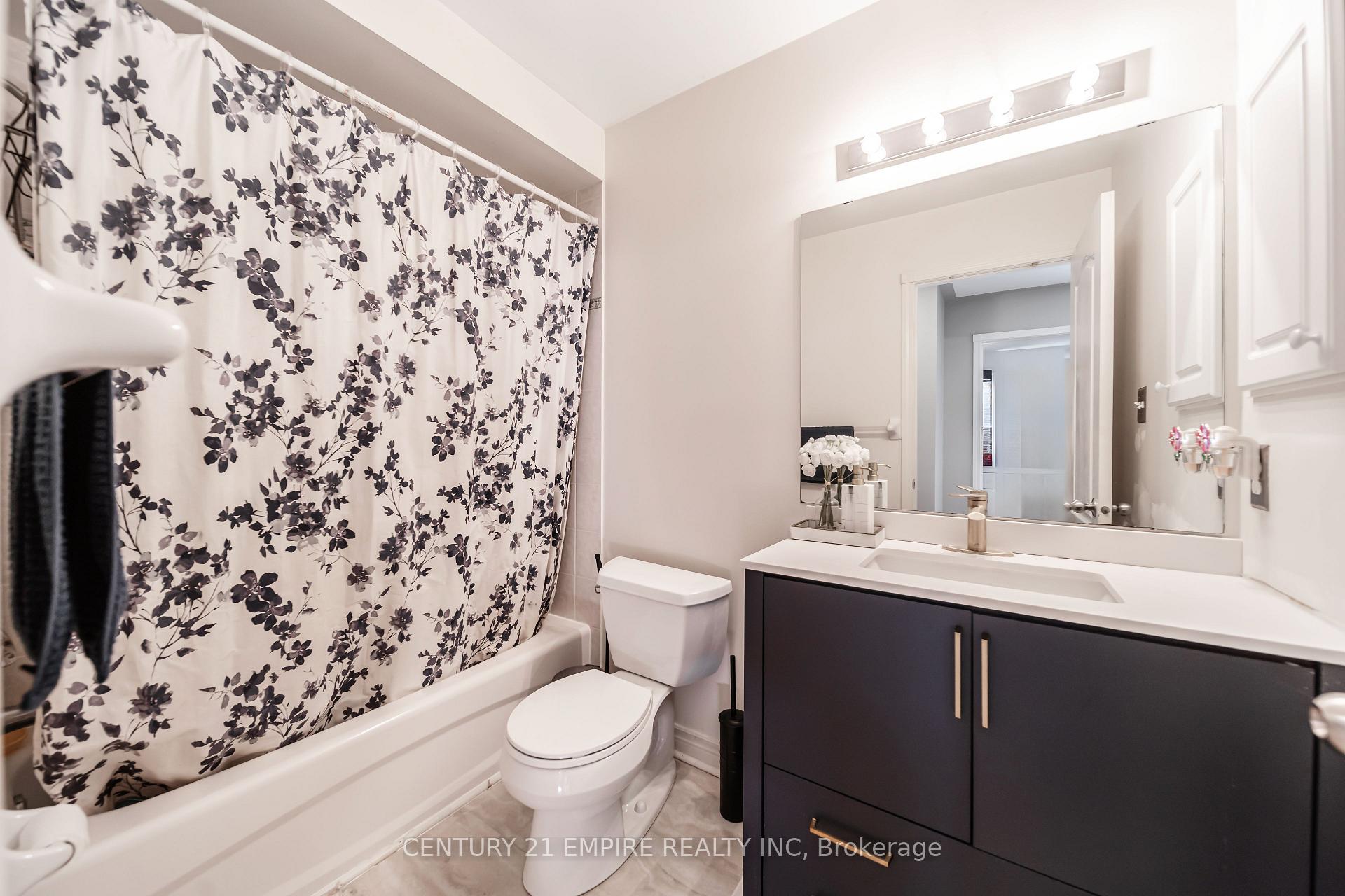 Photo 25 of 77 Beachgrove Crescent, Whitby, Taunton North — HOMEH